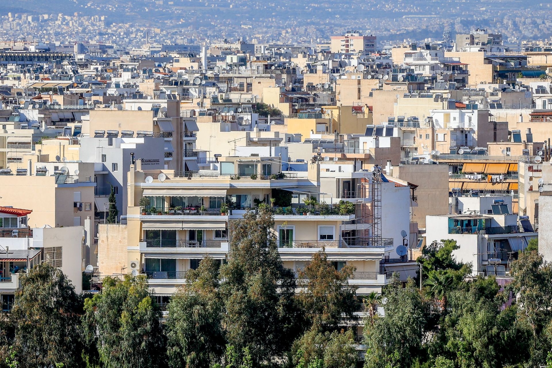 ΑΑΔΕ: Επιστρέφει φόρους ακινήτων από το 2014 – Ποιοι θα λάβουν αναδρομικά