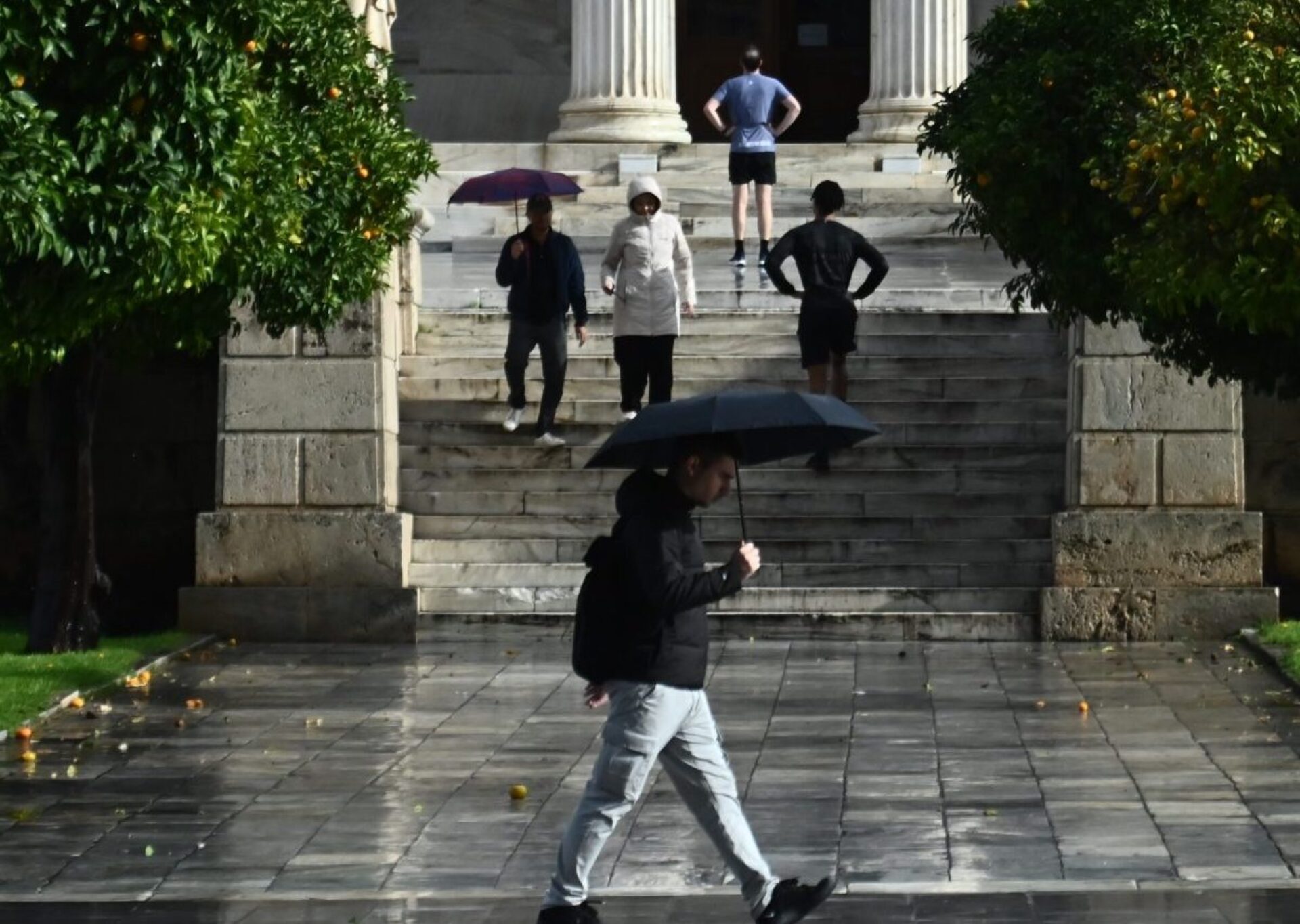 Κακοκαιρία «Adel»: Όταν ο αττικός ουρανός καλύφθηκε από shelf cloud [Βίντεο]