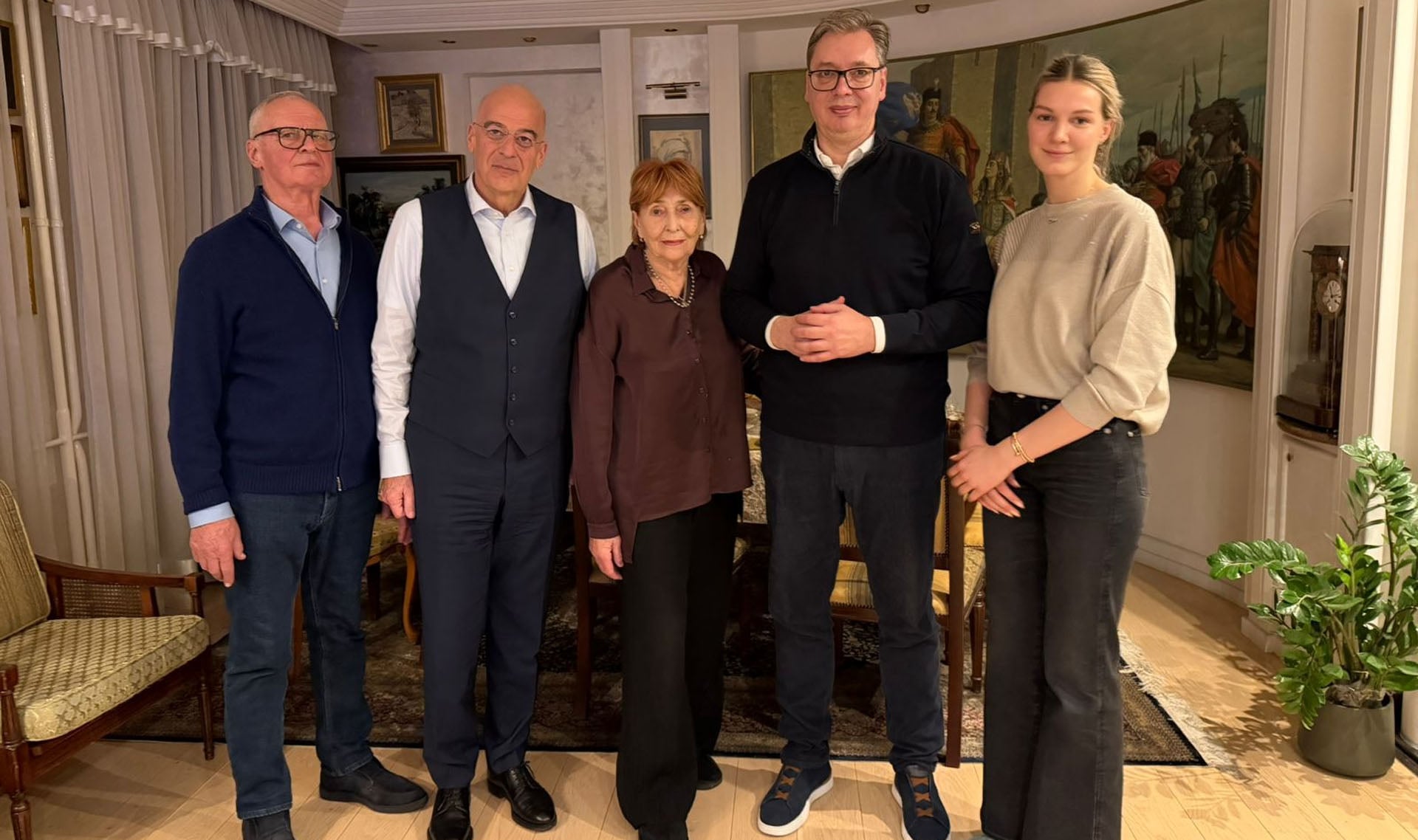 Ο Νίκος Δένδιας επισκέφτηκε το πατρικό του προέδρου της Σερβίας