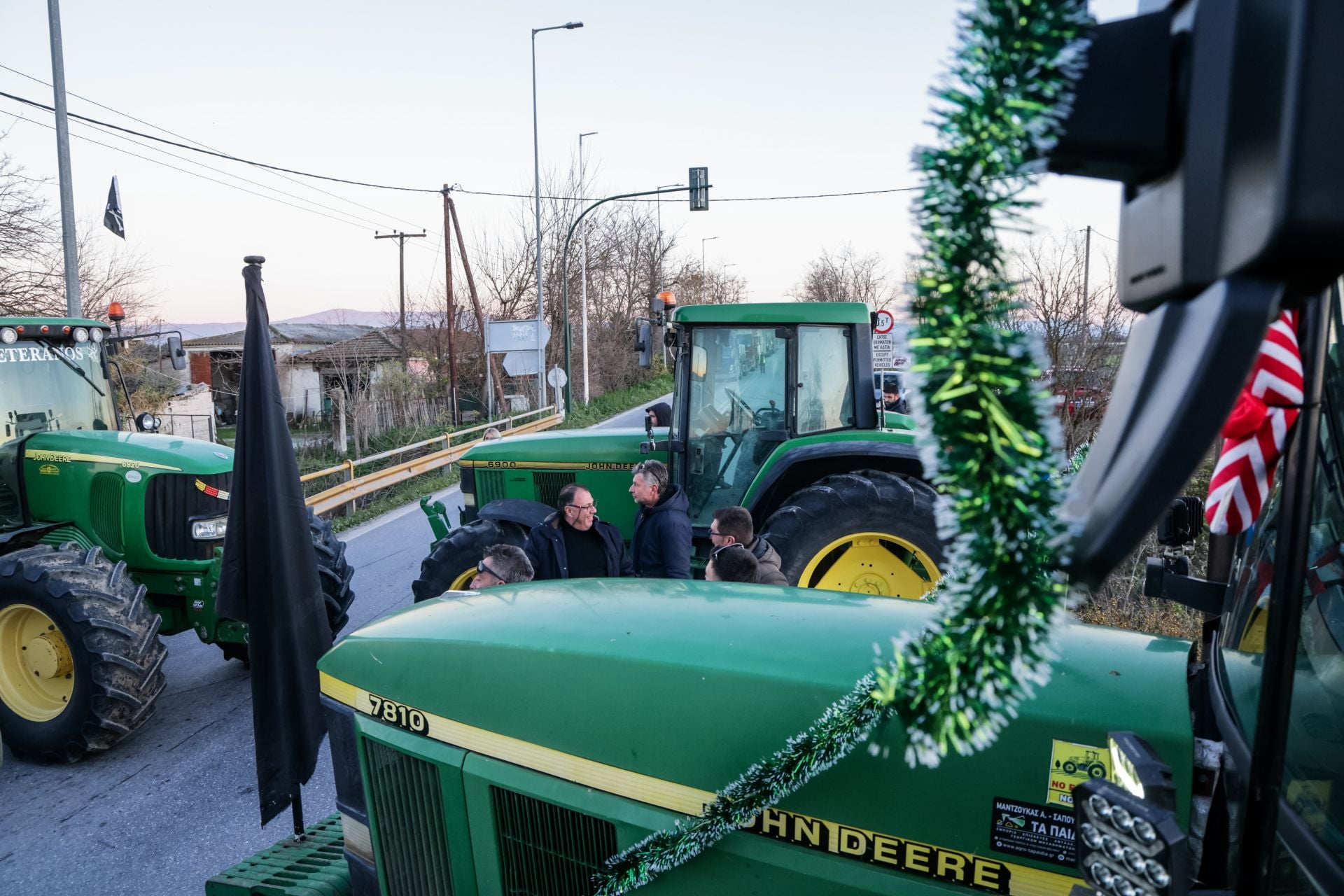 &Alpha;&gamma;&rho;ό&tau;&epsilon;&sigmaf;: &Alpha;&nu;&tau;ί&sigma;&tau;&rho;&omicron;&phi;&eta; &mu;έ&tau;&rho;&eta;&sigma;&eta; &gamma;&iota;&alpha; &tau;&eta;&nu; &Pi;&rho;&omega;&tau;&omicron;&chi;&rho;&omicron;&nu;&iota;ά &mu;&epsilon; &mu;&pi;&lambda;ό&kappa;&alpha; &ndash; &Pi;&omicron;&iota;&omicron;&iota; &delta;&rho;ό&mu;&omicron;&iota; &alpha;&nu;&omicron;ί&gamma;&omicron;&upsilon;&nu;