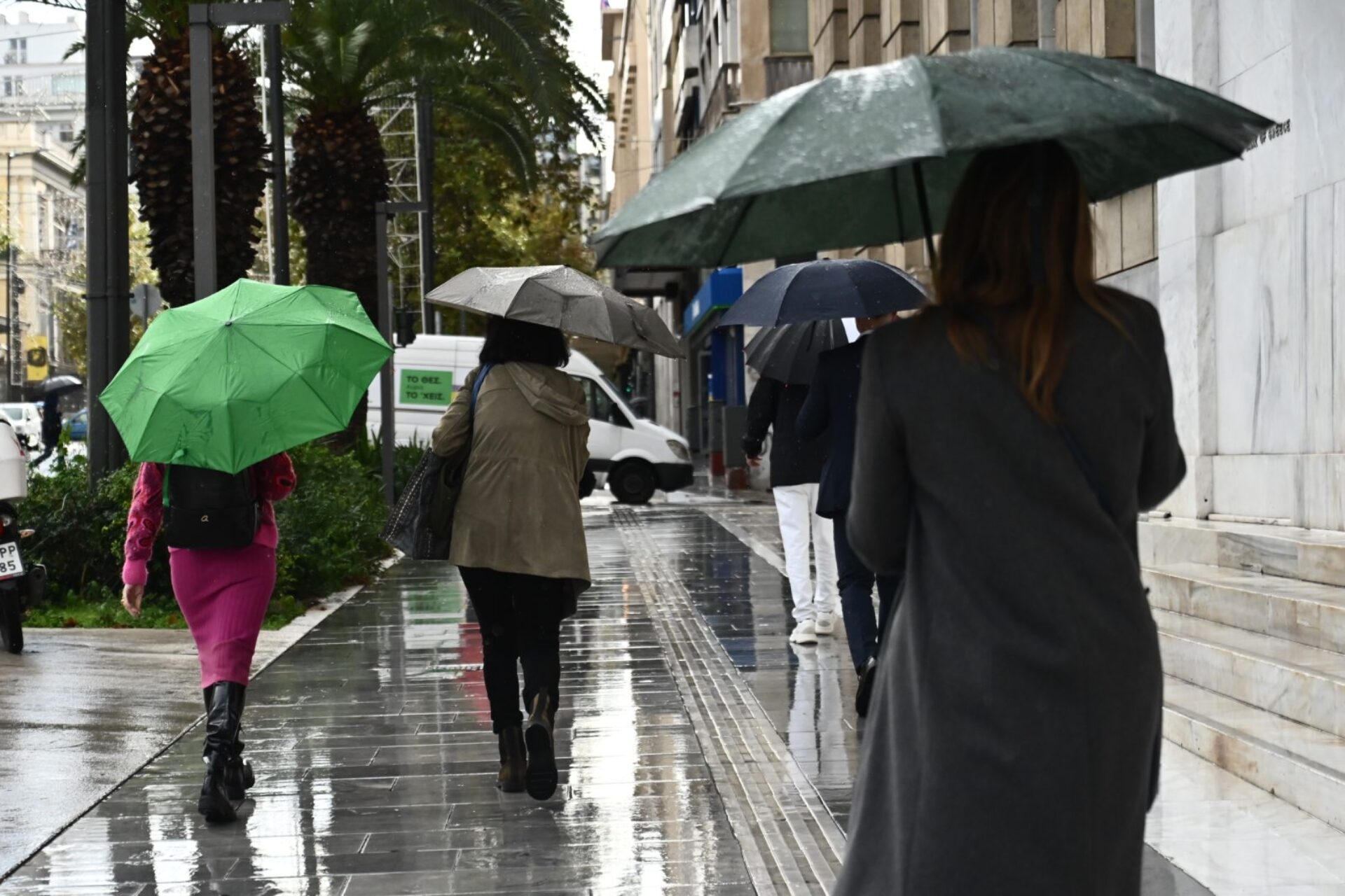 Καιρός: Έκτακτο δελτίο της ΕΜΥ για τη νέα κακοκαιρία – Κόκκινη προειδοποίηση και για την Αττική