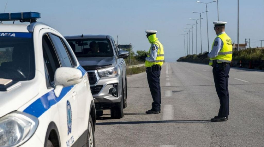 https://ellada.press/wp-content/uploads/2025/12/1765745956_163_Ο-δρόμος-καρμανιόλα-της-Κρήτης-–-6-στους-10-οδηγούς.jpg