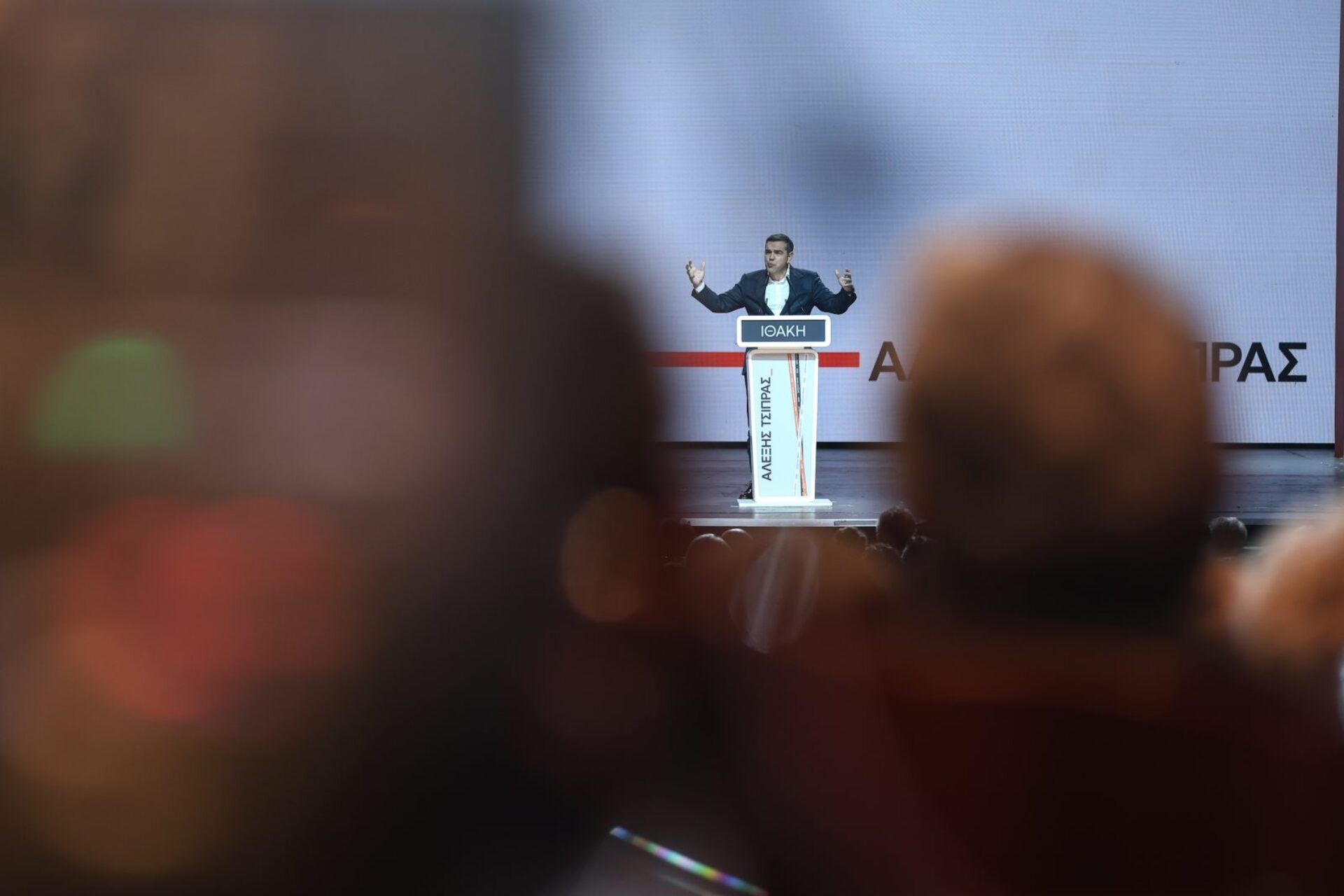 5 το πρωί: Η Νέα Μεταπολίτευση του Τσίπρα – Οι ανυποχώρητοι αγρότες – Η κόκκινη προειδοποίηση για τον καιρό