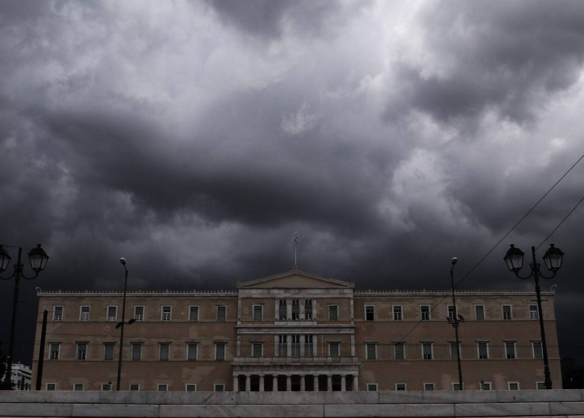 Καιρός: Επιστρέφει η κακοκαιρία – Πότε αναμένονται οι επόμενες καταιγίδες