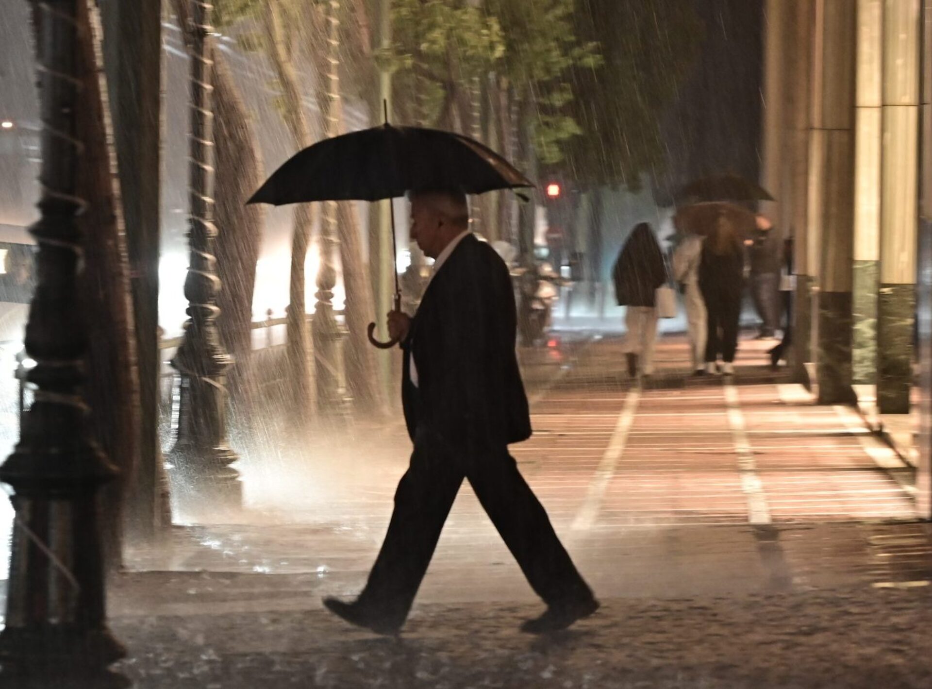 «Κλείδωσε» ο καιρός των Χριστουγέννων – Προειδοποίηση Καλλιάνου για «ψυχρή εισβολή»