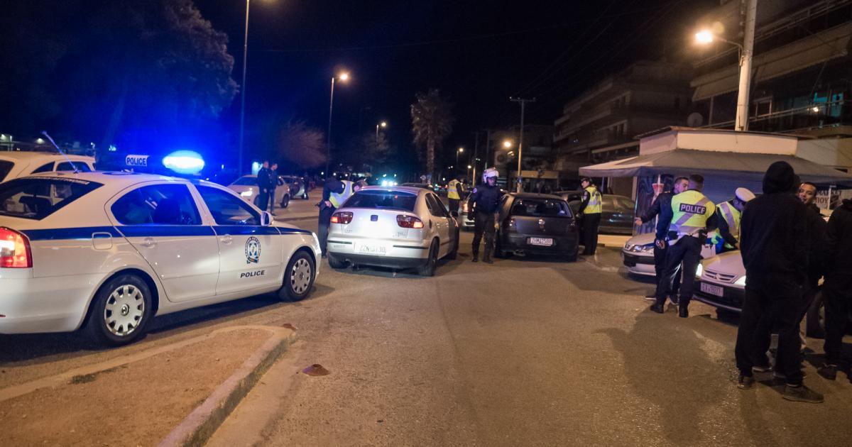 https://ellada.press/wp-content/uploads/2025/12/Ντου-της-Αστυνομίας-στην-Παραλιακή-Χειροπέδες-σε-οδηγό-για-κόντρες.jpeg
