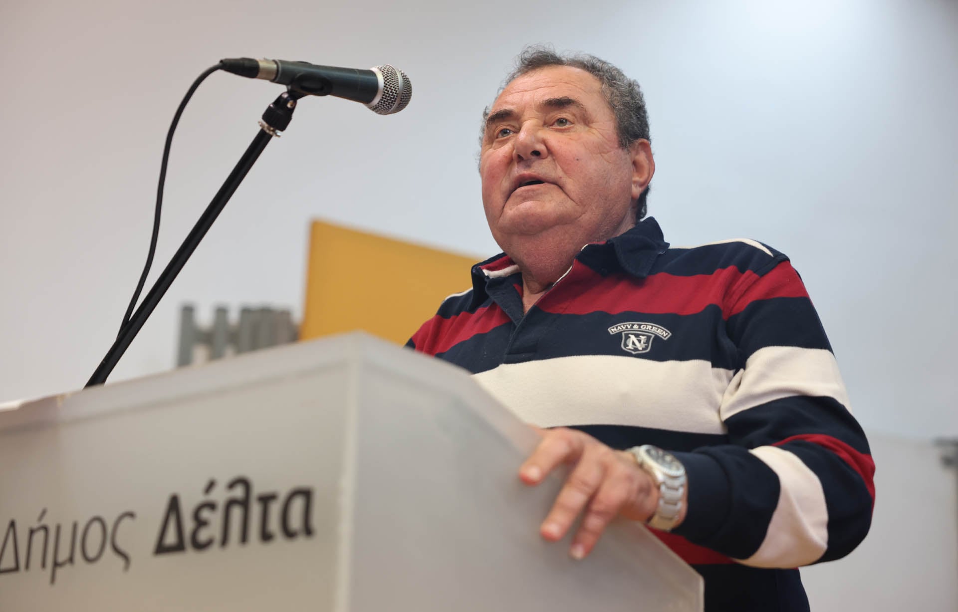 «Σύσκεψη οικογενειοκρατία της ΝΔ» κατήγγειλε ο Κώστας Ανεστίδης