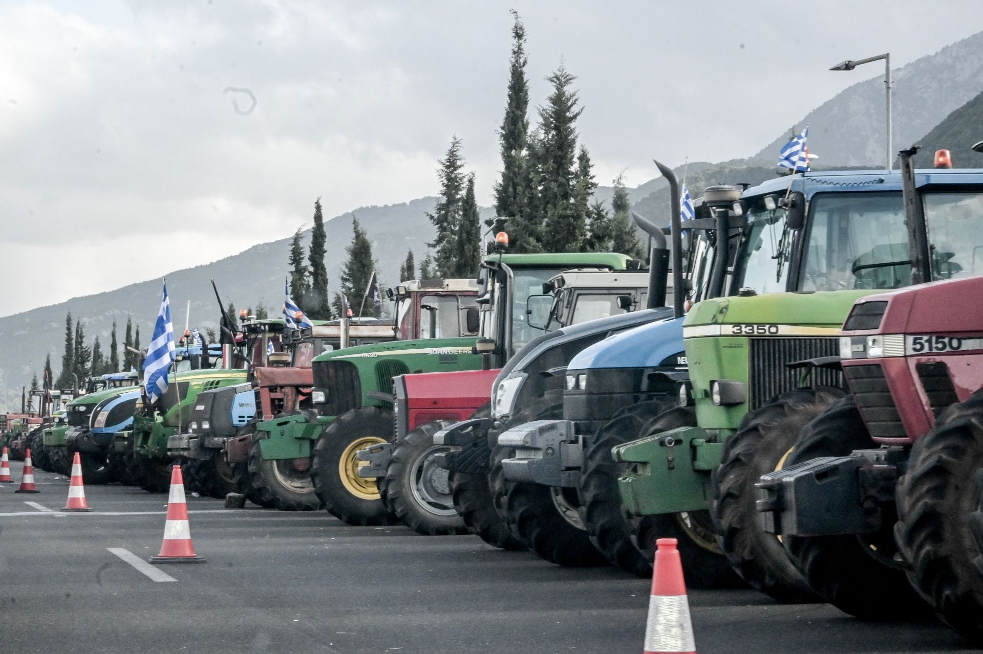 &Sigma;&phi;&omicron;&delta;&rho;έ&sigmaf; &alpha;&nu;&tau;&iota;&delta;&rho;ά&sigma;&epsilon;&iota;&sigmaf; &sigma;&tau;&eta; &Delta;&iota;&kappa;&alpha;&iota;&omicron;&sigma;ύ&nu;&eta; &gamma;&iota;&alpha; &tau;&eta;&nu; &pi;&alpha;&rho;έ&mu;&beta;&alpha;&sigma;&eta; &Tau;&zeta;&alpha;&beta;έ&lambda;&lambda;&alpha; &ndash; &laquo;&Alpha;&nu;&epsilon;&delta;&alpha;&phi;&iota;&kappa;ή &kappa;&alpha;&iota; &alpha;&nu;&epsilon;&phi;ά&rho;&mu;&omicron;&sigma;&tau;&eta; &eta; &epsilon;&nu;&tau;&omicron;&lambda;ή&raquo;