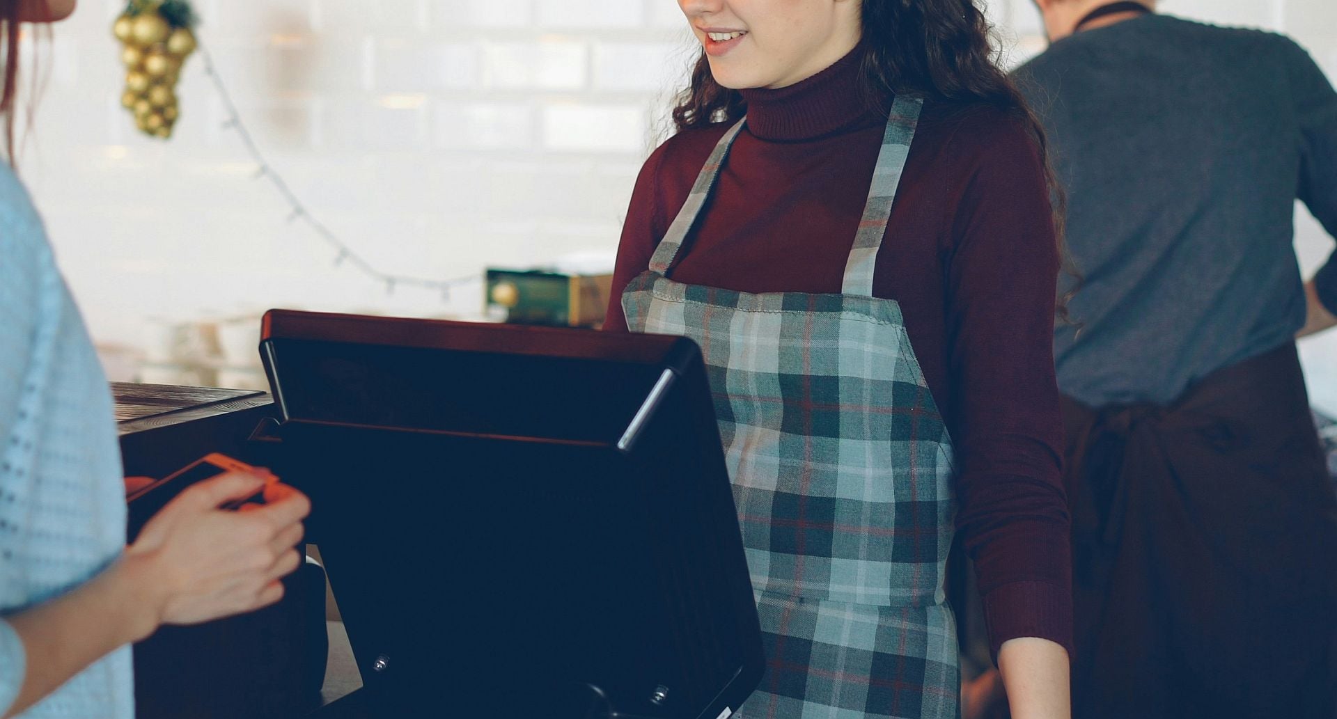 &Chi;&omega;&rho;ί&sigmaf; &phi;&rho;ά&gamma;&kappa;&omicron; &sigma;&tau;&iota;&sigmaf; &gamma;&iota;&omicron;&rho;&tau;έ&sigmaf; &chi;&iota;&lambda;&iota;ά&delta;&epsilon;&sigmaf; &epsilon;&pi;&omicron;&chi;&iota;&kappa;&omicron;ί &ndash; &Mu;&pi;ά&chi;&alpha;&lambda;&omicron; &mu;&epsilon; &tau;&iota;&sigmaf; &pi;&rho;&omicron;&pi;&lambda;&eta;&rho;&omega;&mu;έ&nu;&epsilon;&sigmaf; &kappa;ά&rho;&tau;&epsilon;&sigmaf;