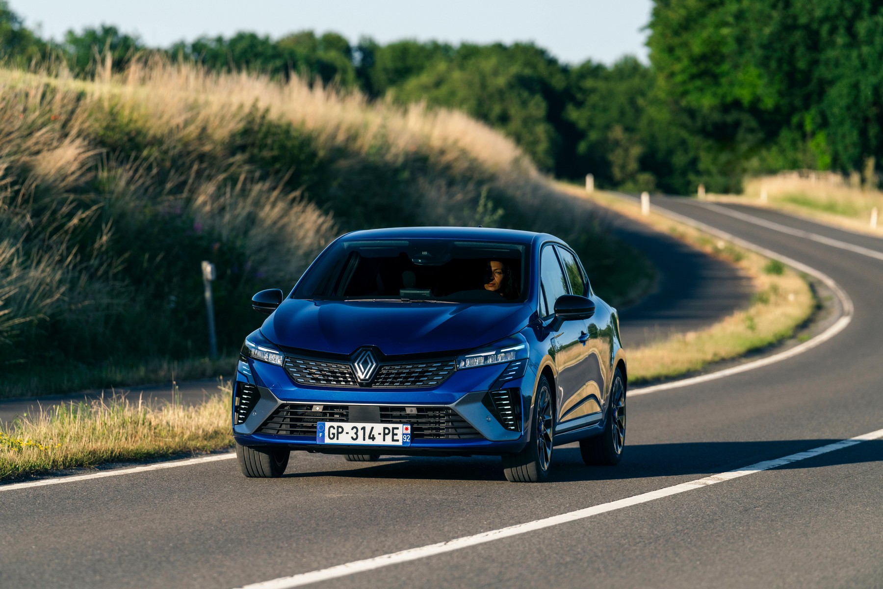 https://ellada.press/wp-content/uploads/2026/01/1767890666_451_Σαρώνει-ο-όμιλος-Renault-στην-Ευρώπη-Τα-2-μοντέλα.jpg