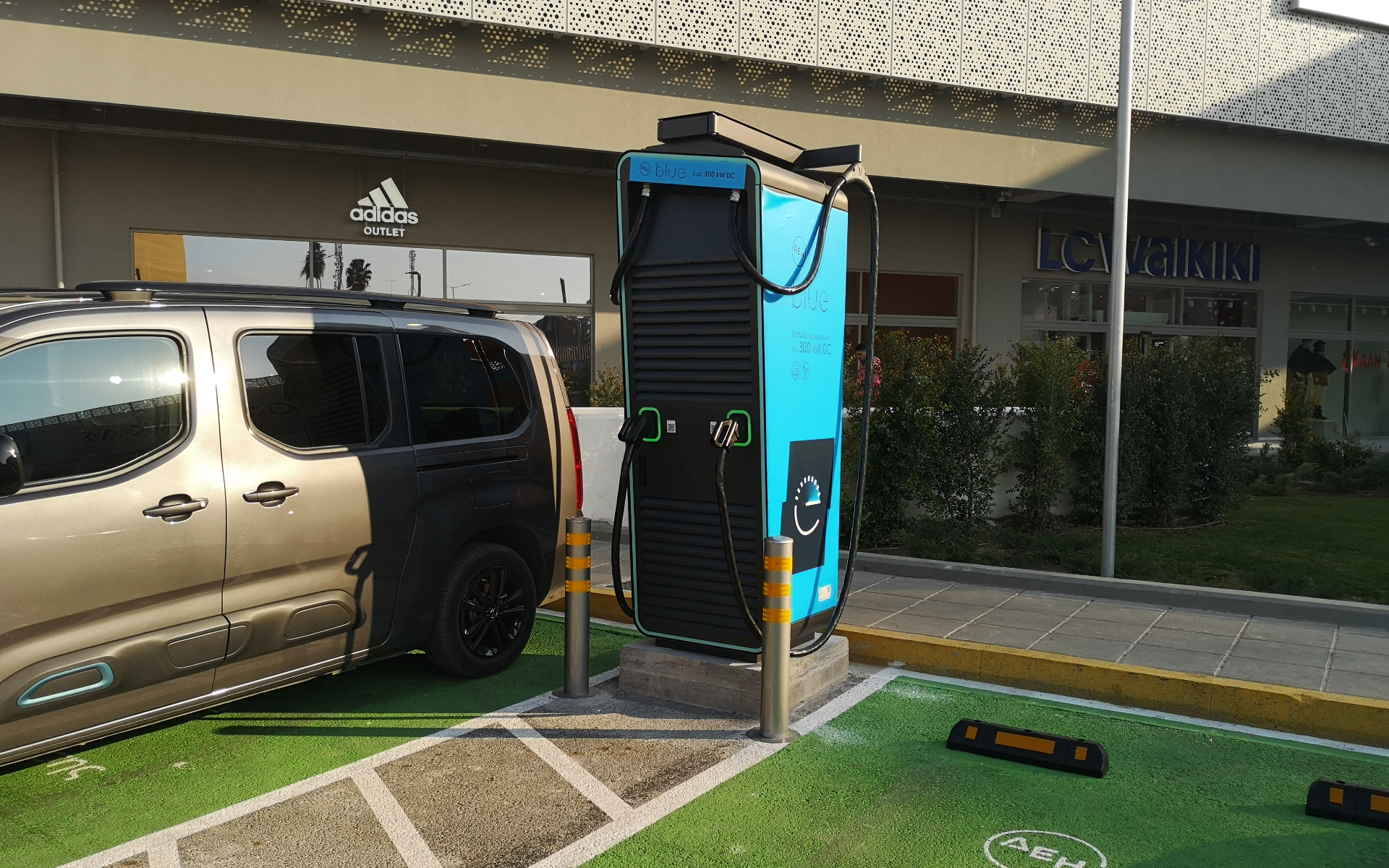 dei-blue-fortistis-300kw-300-kw-top-parks-peiraios-mosxato