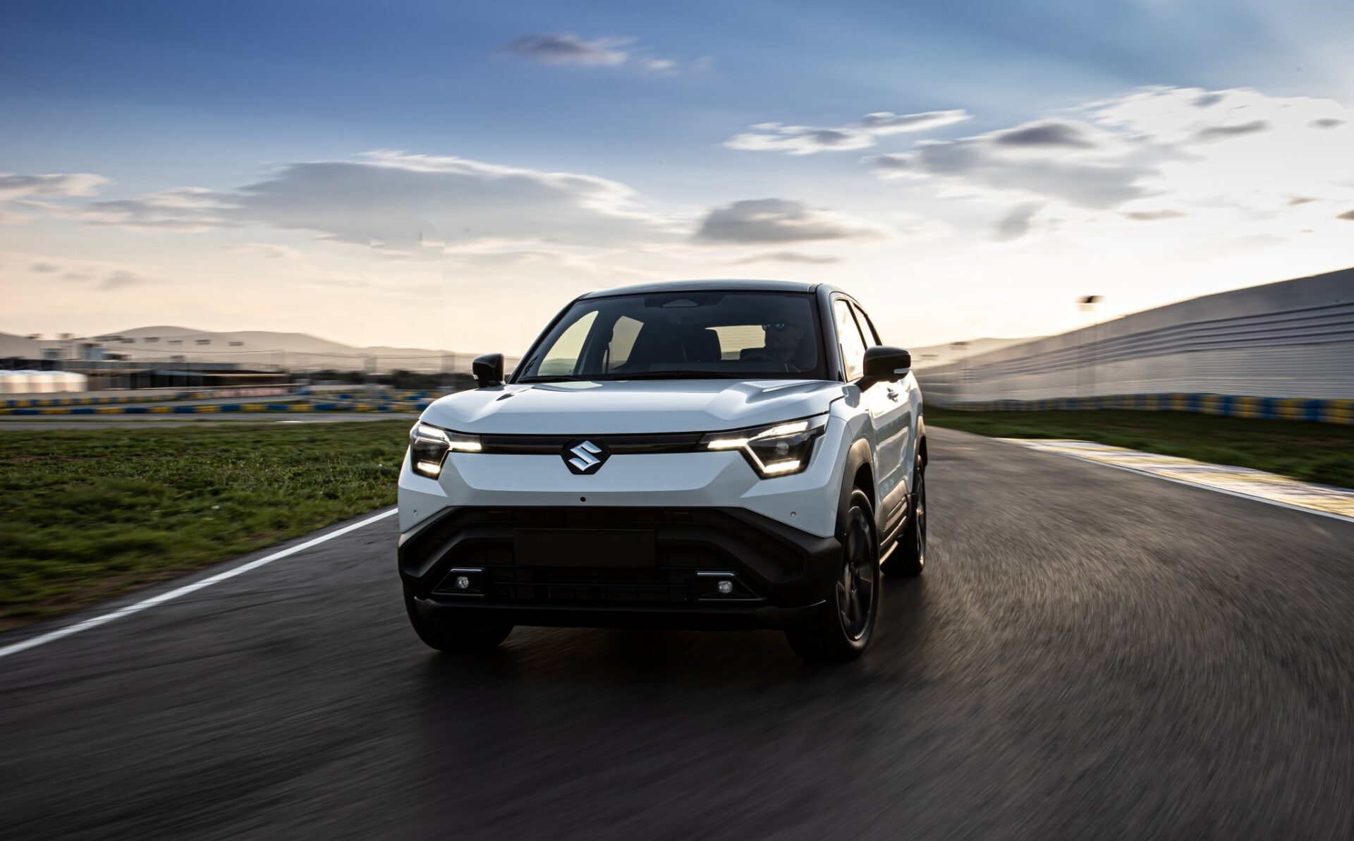 https://ellada.press/wp-content/uploads/2026/01/Έφτασε-Ελλάδα-το-νέο-Suzuki-e-Vitara-–-Προσφέρει-μέχρι.JPG