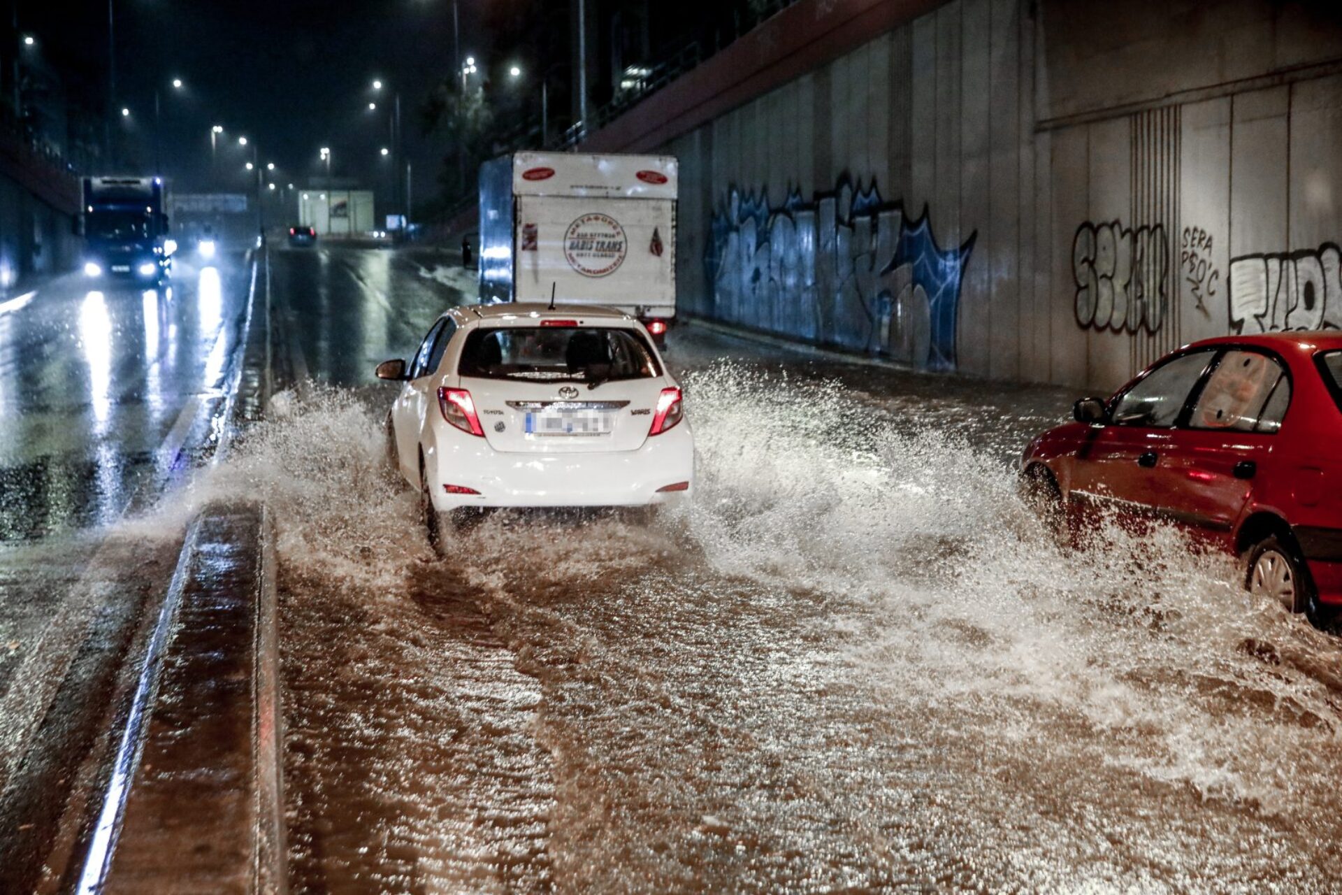 Νεότερες κυκλοφοριακές ρυθμίσεις στην Αττική λόγω των εντόνων καιρικών φαινομένων