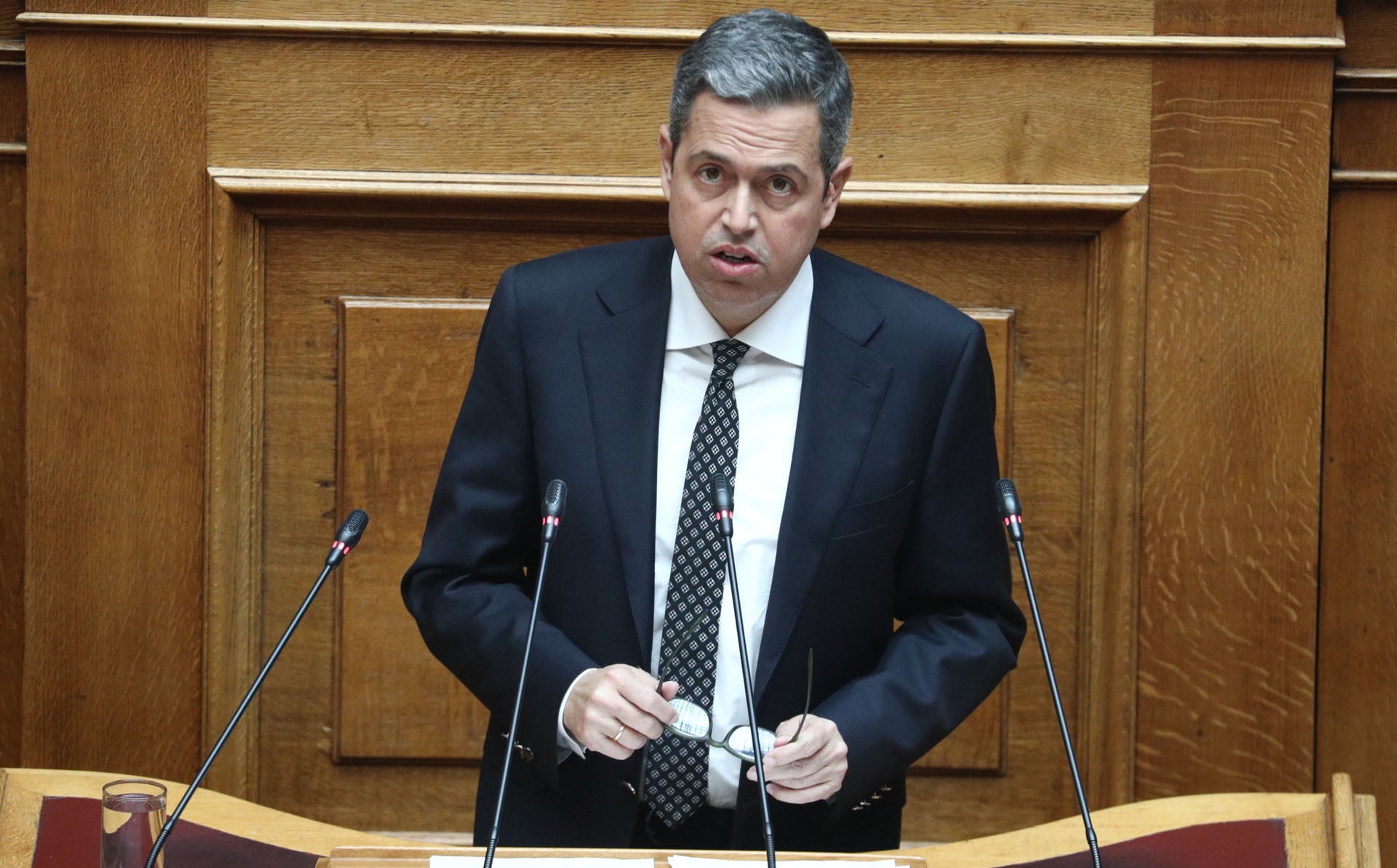 Επίθεση Κεδίκογλου σε Καρυστιανού: «Το “όλοι ίδιοι είναι” είχε ακουστεί από τη Χρυσή Αυγή»