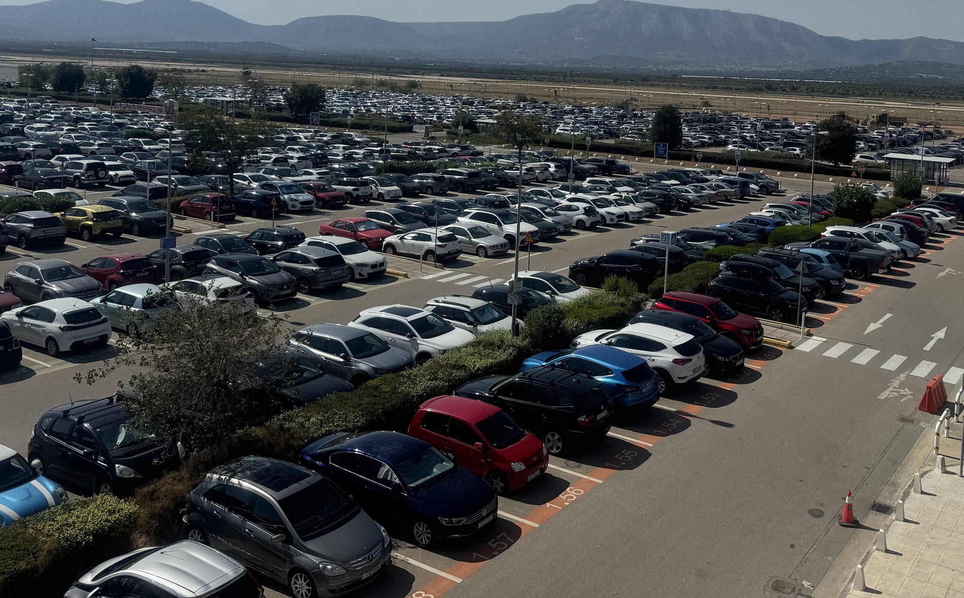 https://ellada.press/wp-content/uploads/2026/02/1770409099_299_Τρακάρισμα-σε-parking-Πότε-σε-καλύπτει-η-ασφάλεια-και-πότε.jpg