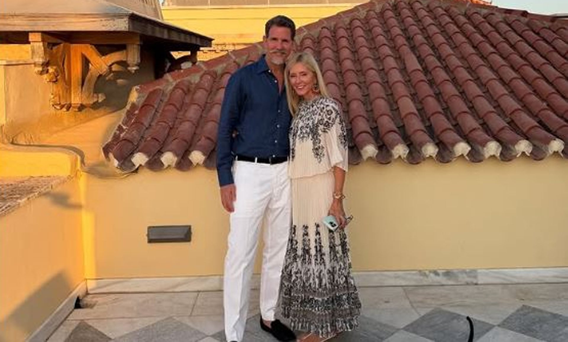 &Mu;&epsilon; &tau;&alpha; &chi;&rho;ώ&mu;&alpha;&tau;&alpha; &tau;&eta;&sigmaf; &Epsilon;&lambda;&lambda;ά&delta;&alpha;&sigmaf; &omicron; &Pi;&alpha;ύ&lambda;&omicron;&sigmaf; &Nu;&tau;&epsilon; &Gamma;&kappa;&rho;&epsilon;&sigmaf; &sigma;&tau;&omicron;&upsilon;&sigmaf; &chi;&epsilon;&iota;&mu;&epsilon;&rho;&iota;&nu;&omicron;ύ&sigmaf; &Omicron;&lambda;&upsilon;&mu;&pi;&iota;&alpha;&kappa;&omicron;ύ&sigmaf; &Alpha;&gamma;ώ&nu;&epsilon;&sigmaf;