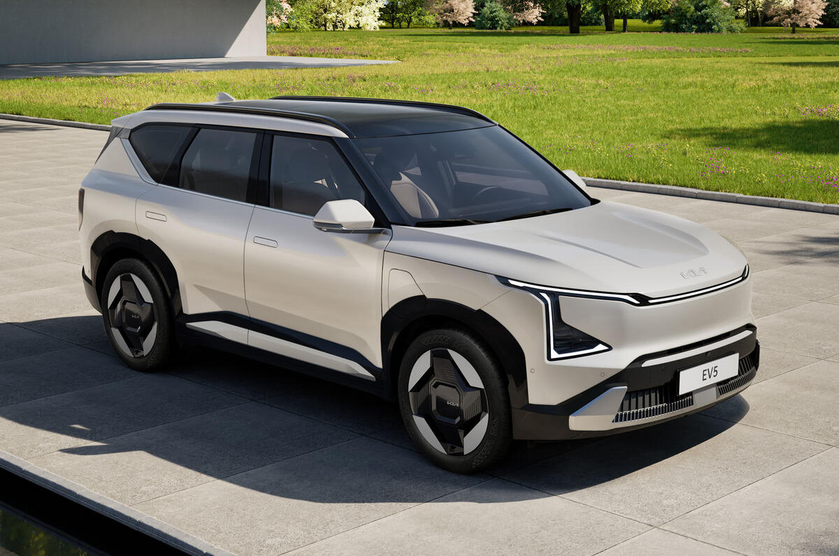 3-kia-ev5