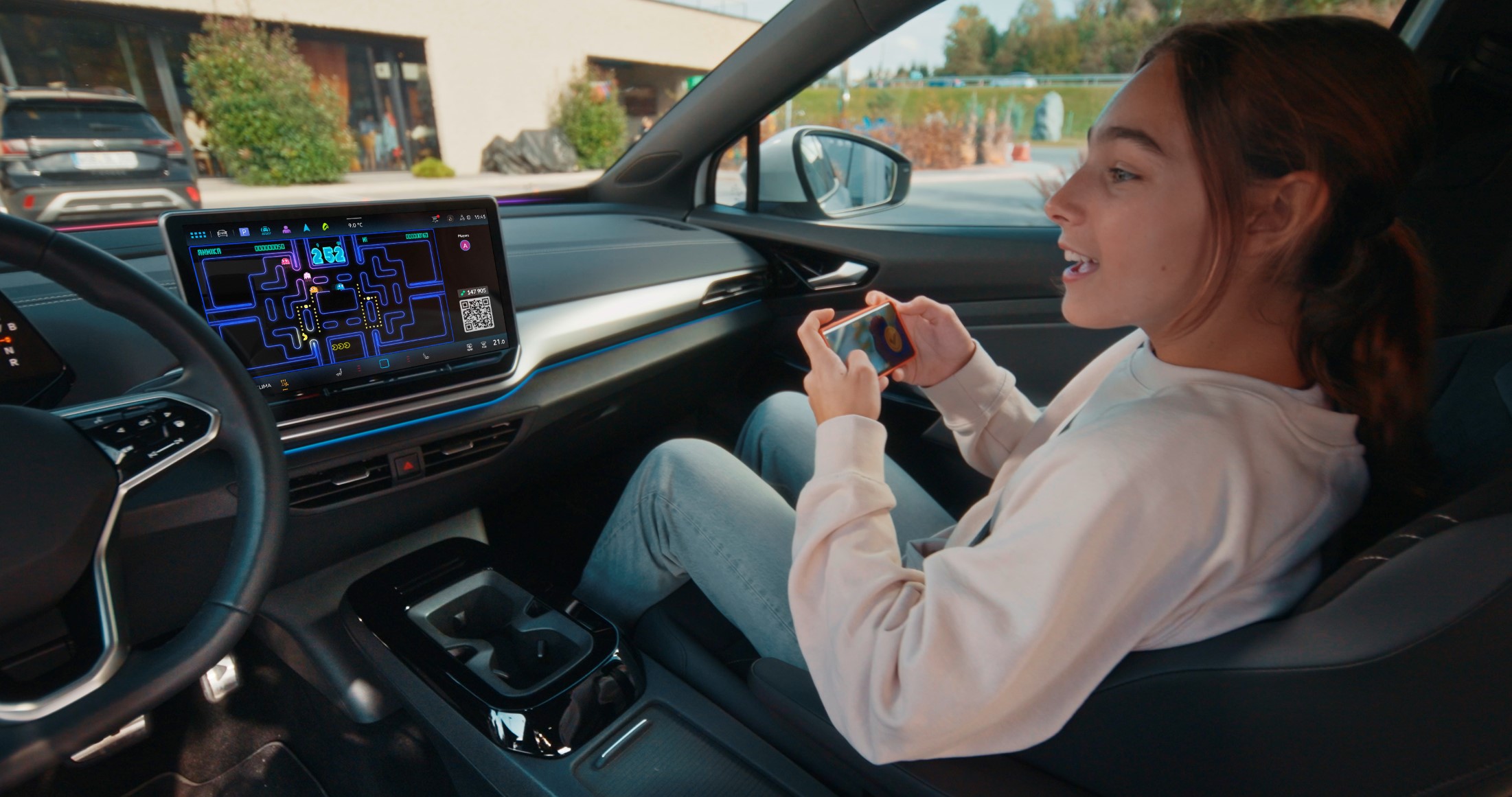 volkswagen-airconsole-pacman