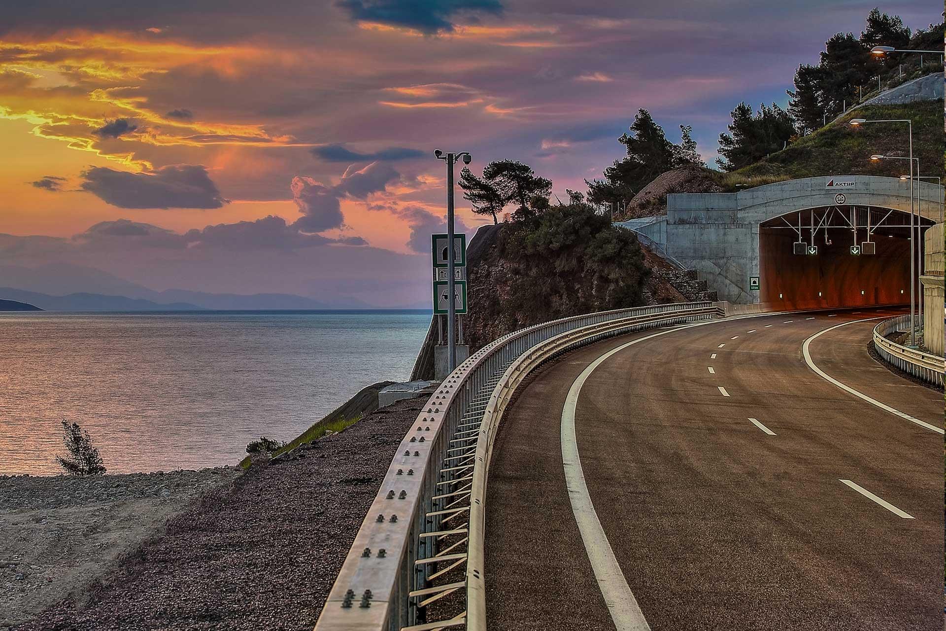 https://ellada.press/wp-content/uploads/2026/02/Ελλάδα-Ο-μεγάλος-δρόμος-που-έλαβε-3-βραβεία-–-Έχει.jpg