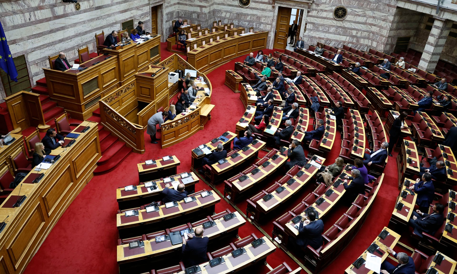 Έτσι ετοιμάζει την μεταγραφή του στη ΝΔ, ανεξάρτητος βουλευτής