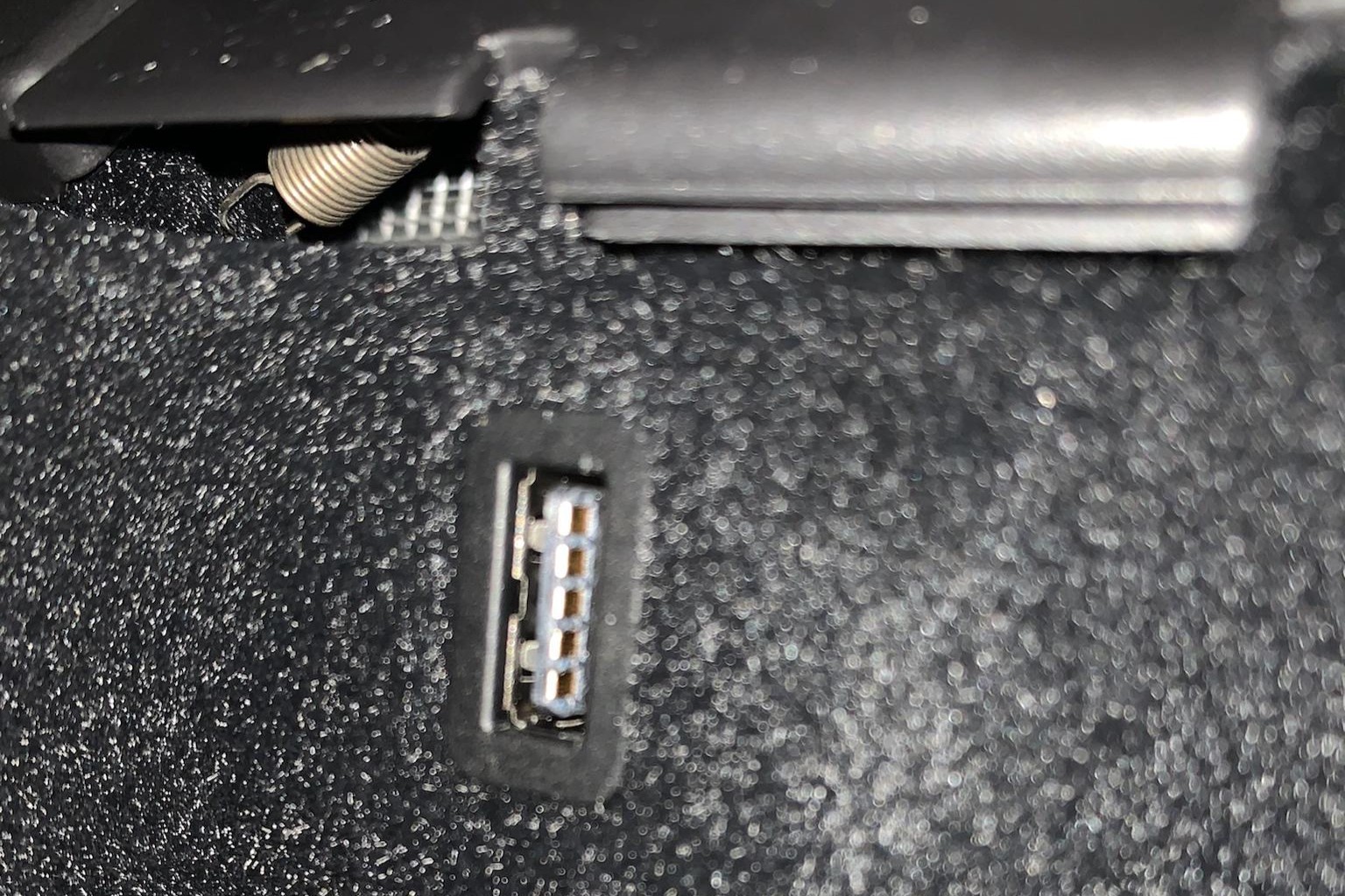 tesla-usb-sentry-mode