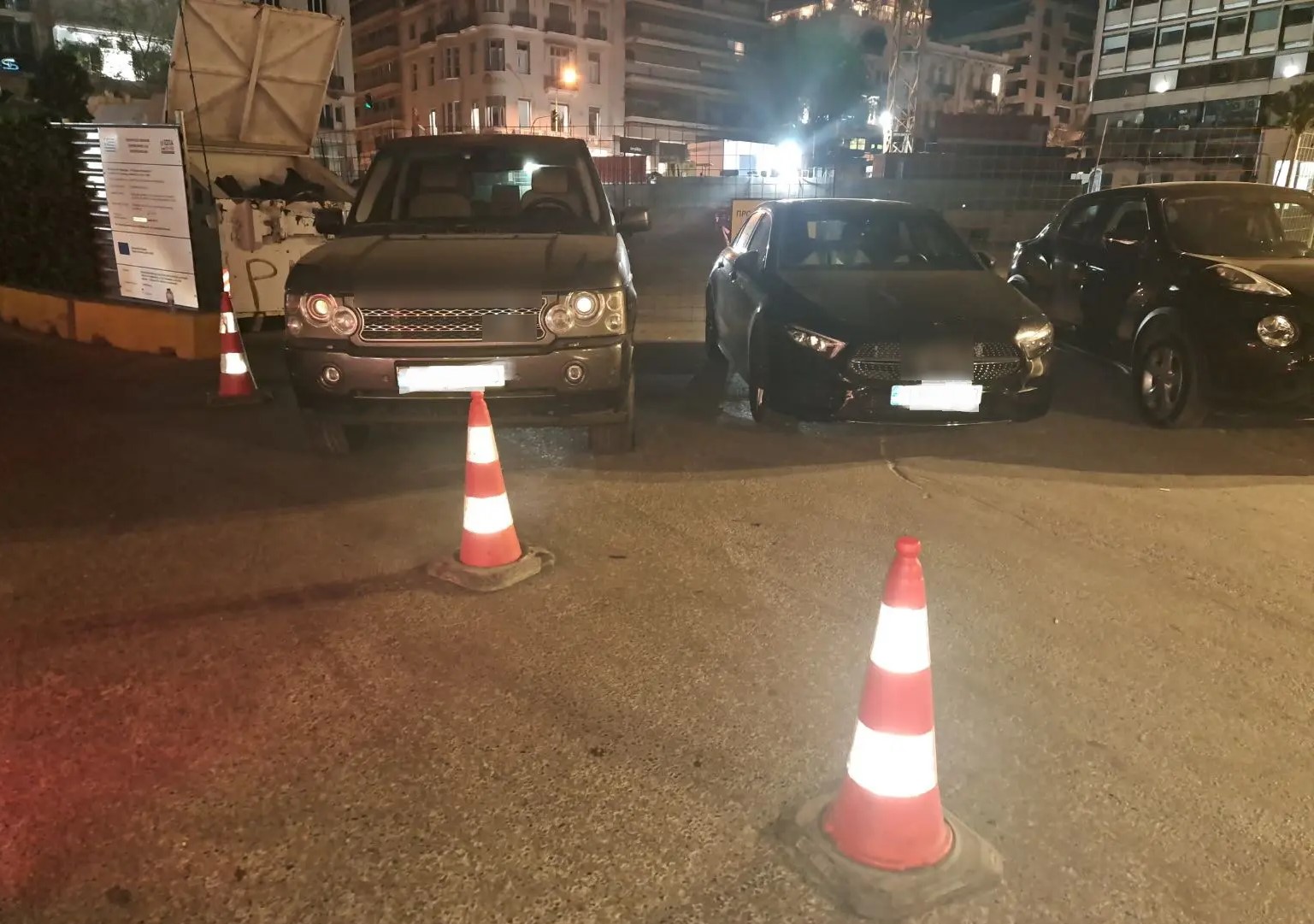 https://ellada.press/wp-content/uploads/2026/03/Έφοδος-της-Αστυνομίας-στην-Κηφισιά-–-Έβαλε-χειροπέδες-σε-παρκαδόρους.jpg
