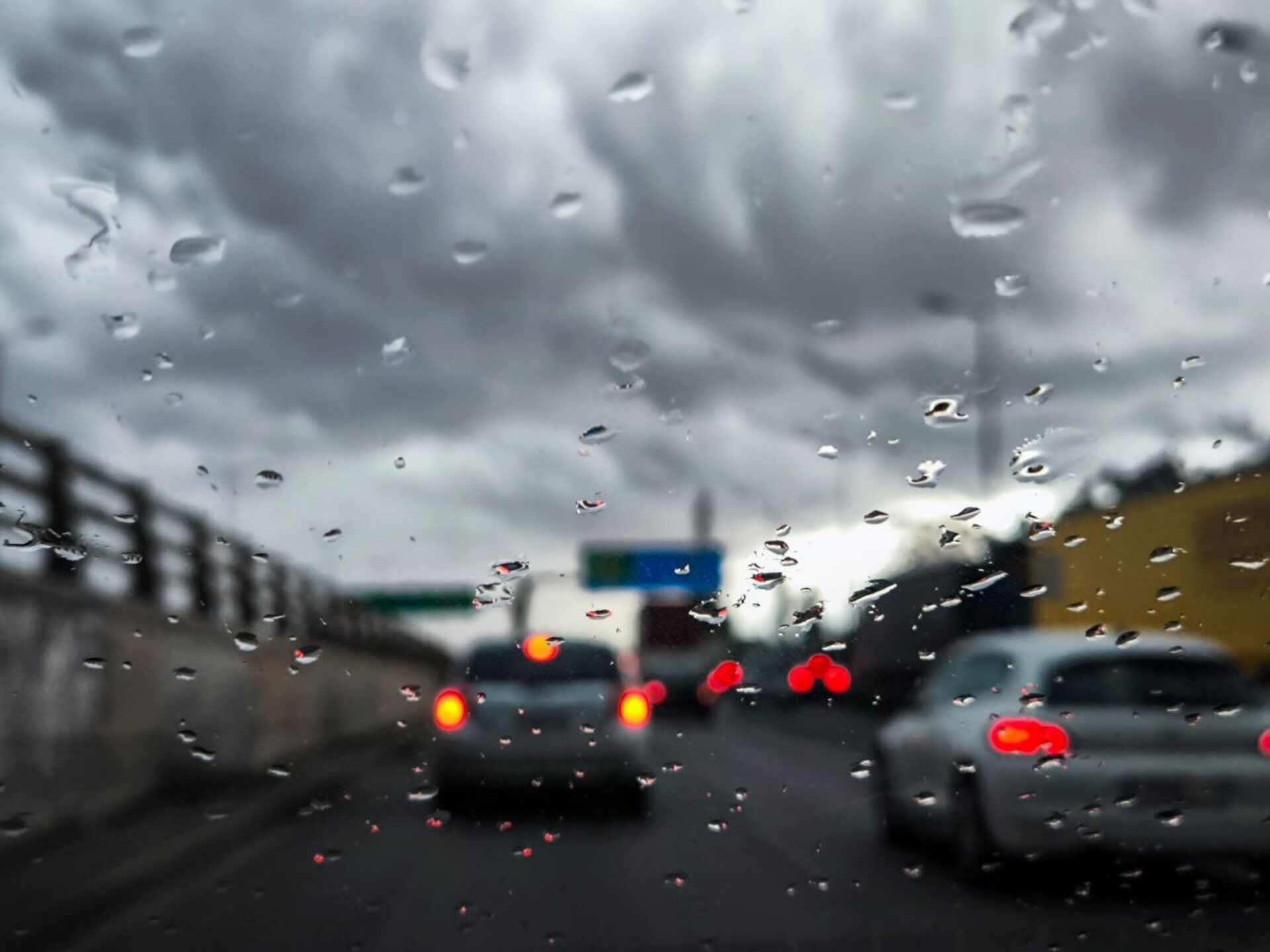 Καιρός: Προ των πυλών η «σιβηρική εισβολή» – Πού θα χτυπήσει η κακοκαιρία «Samuel»