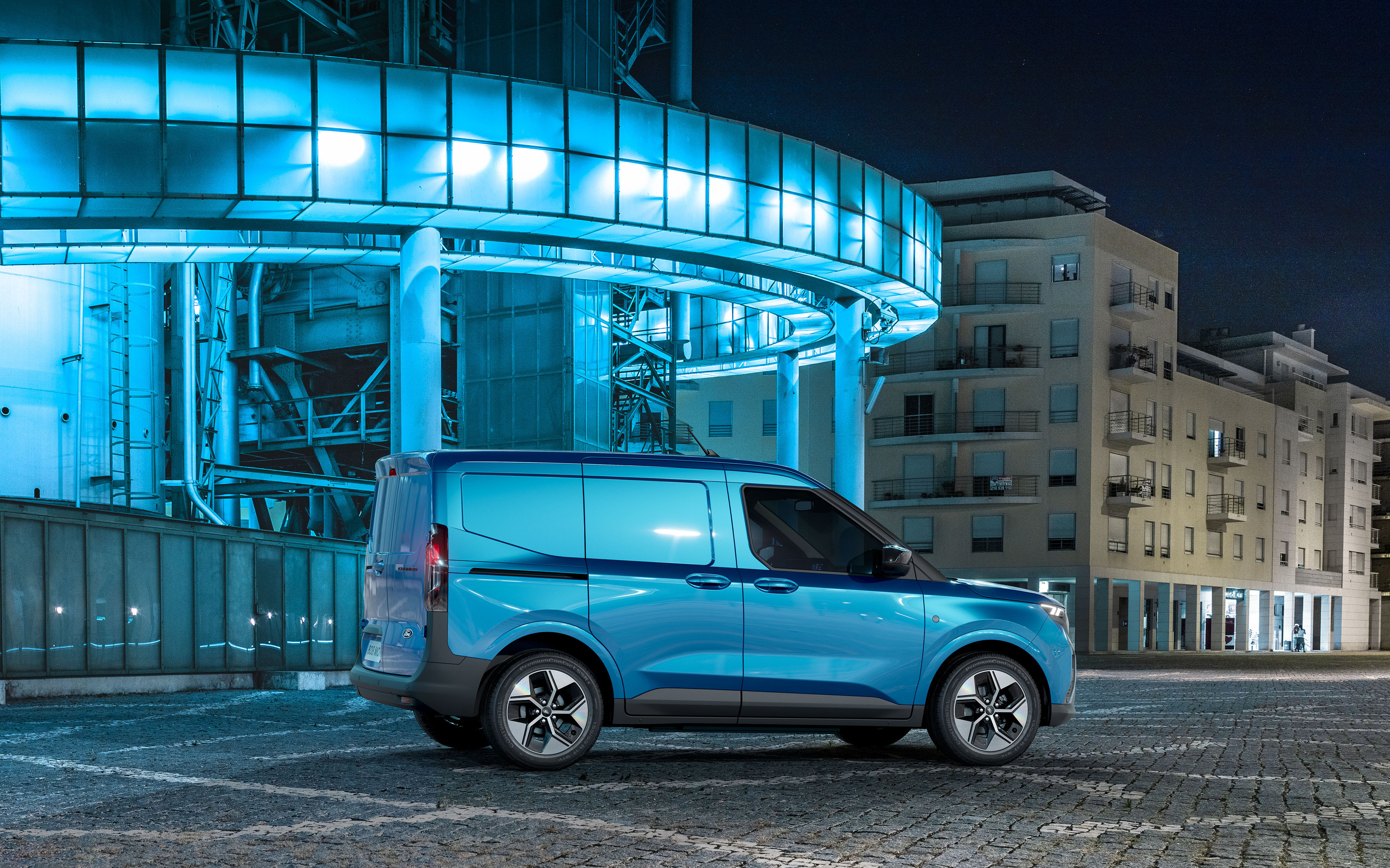 ford-etransit-e-transit-van-ilektriko