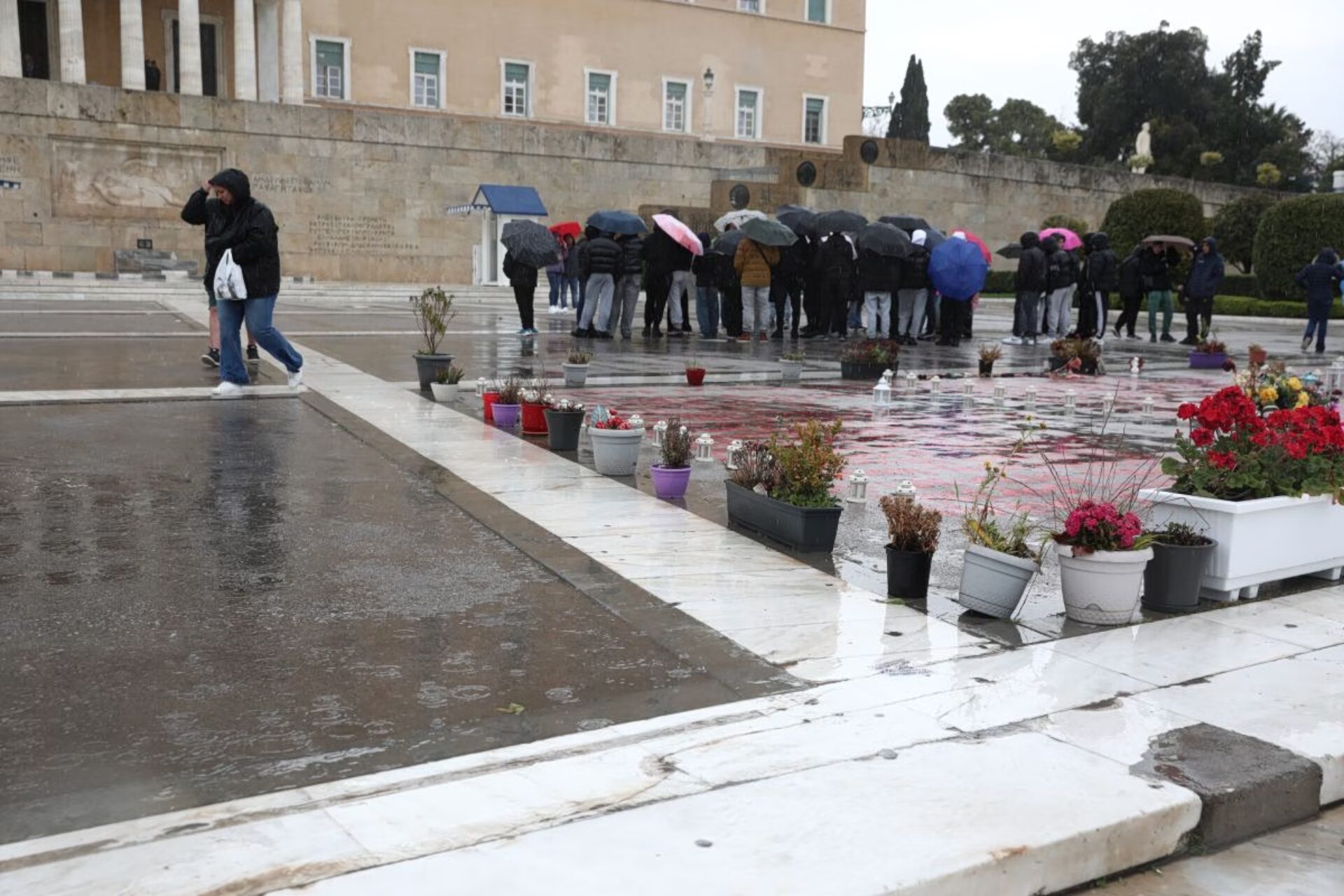  Καιρός: Βροχές, βουτιά της θερμοκρασίας ακόμα και χιόνια