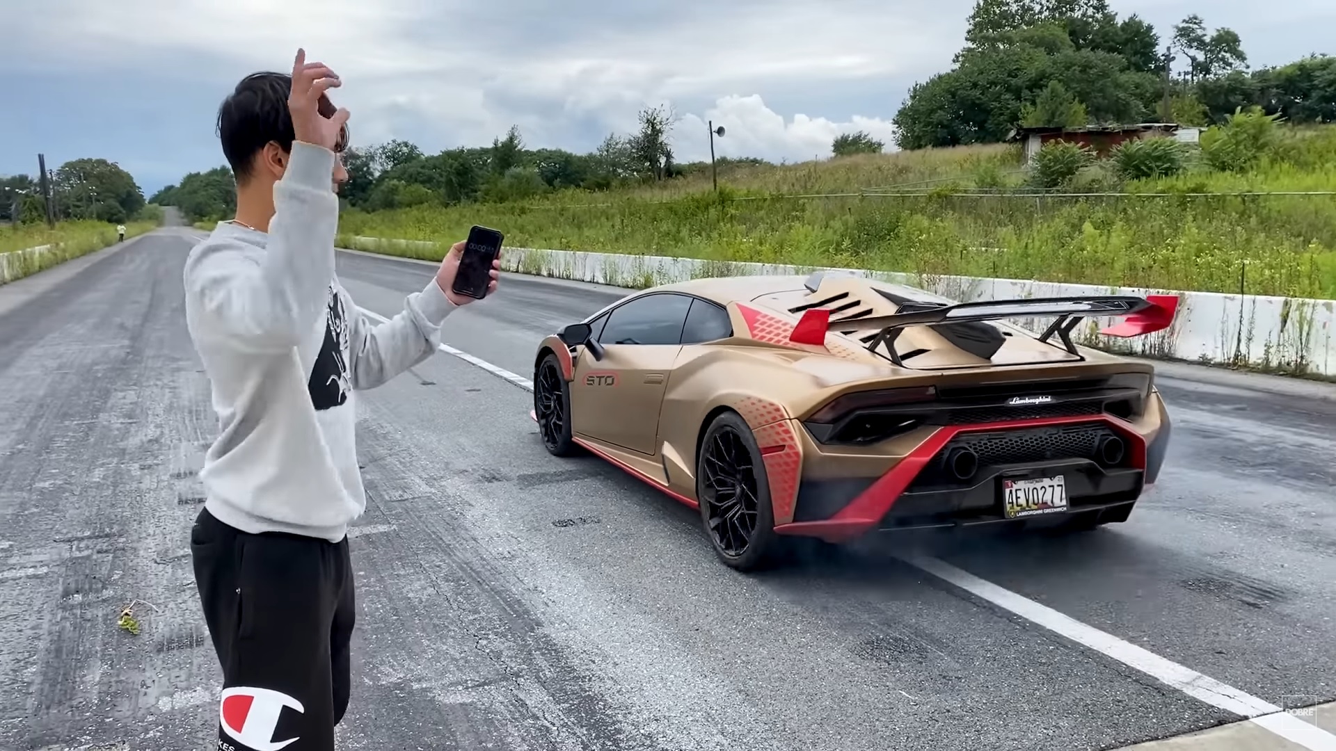 Lambo-STO-Youtuber-crash-2