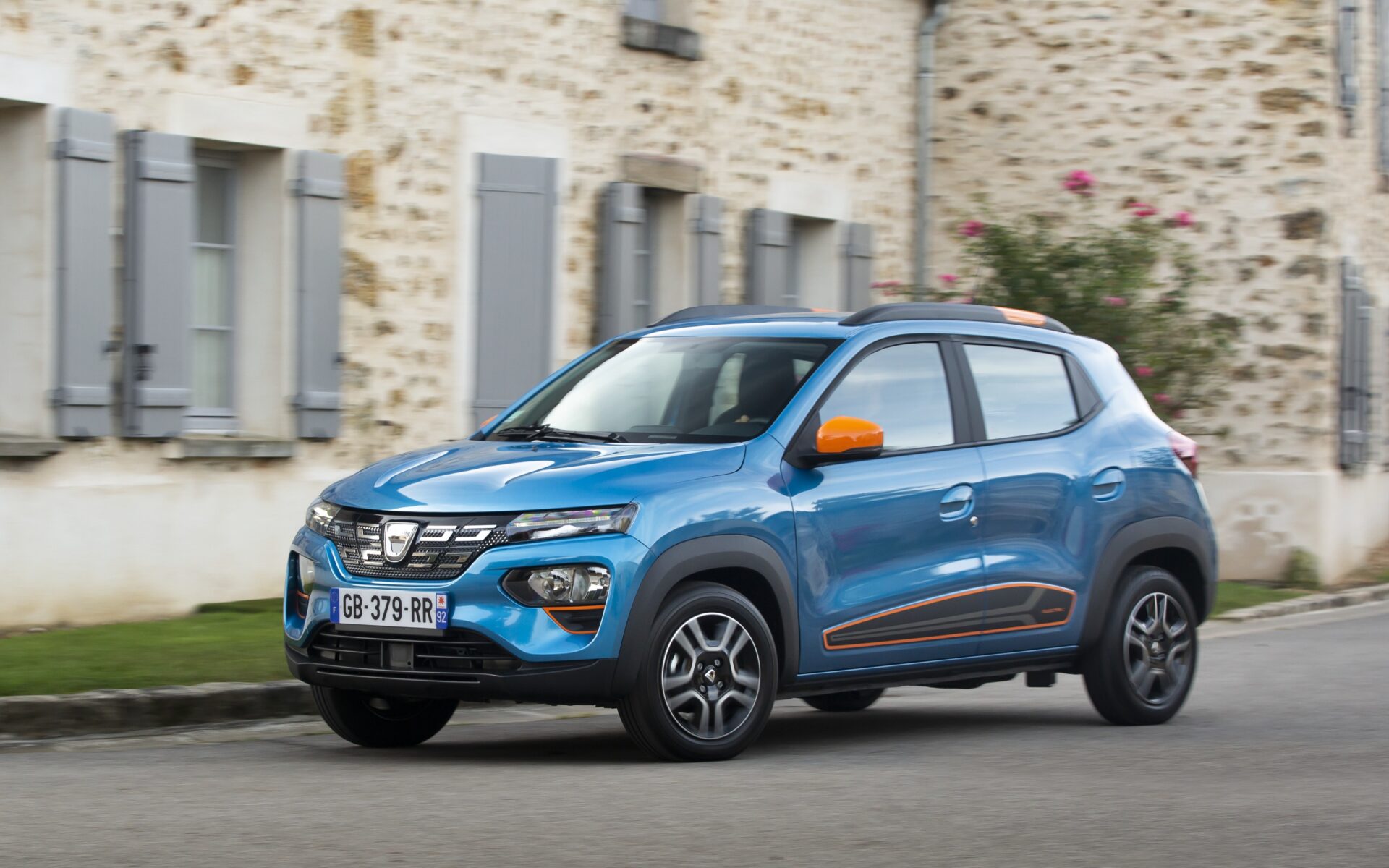 dacia spring1
