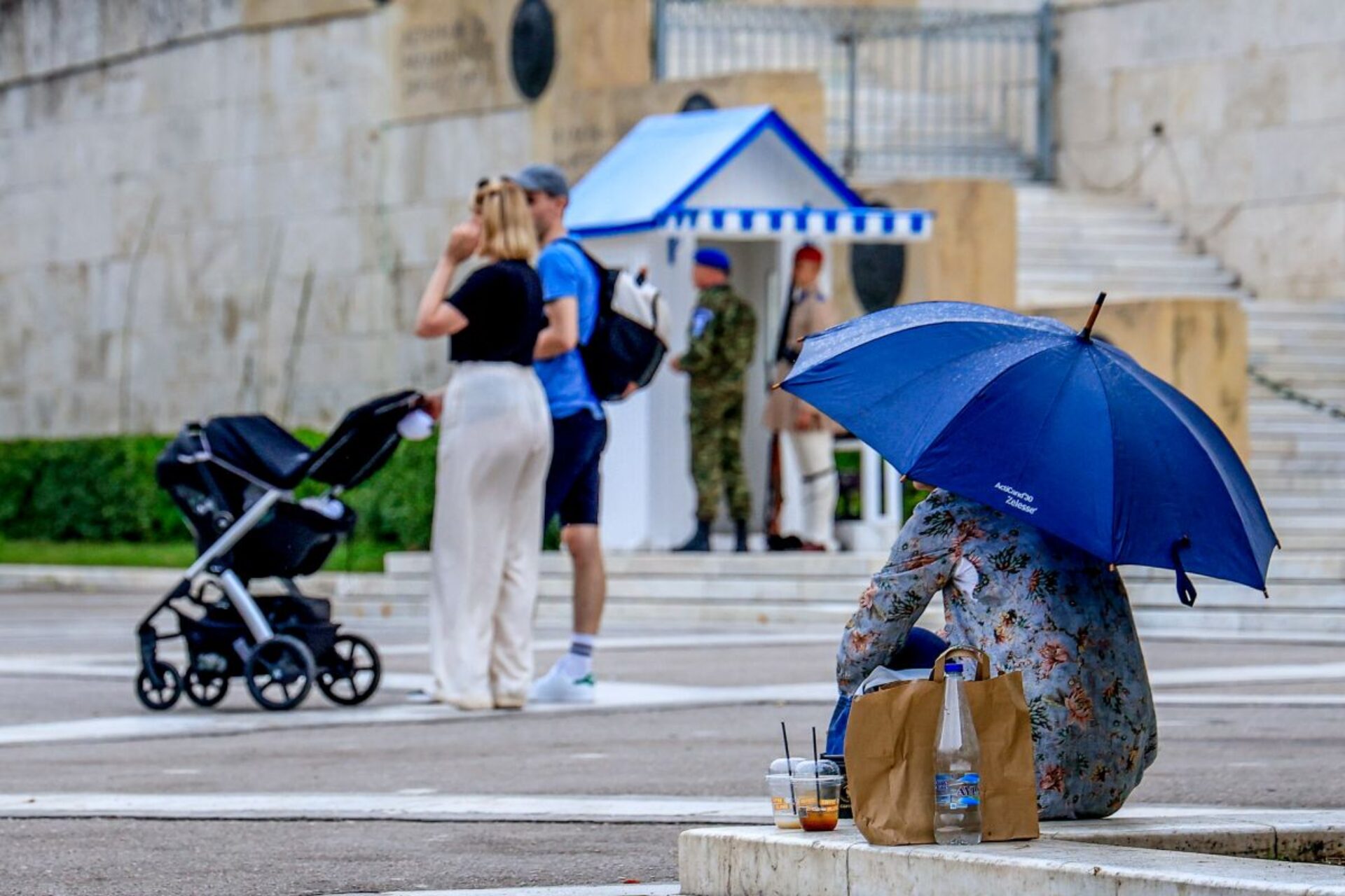 Καιρός: Η θερμική αστάθεια φέρνει 35αρια, αλλά και καταιγίδες