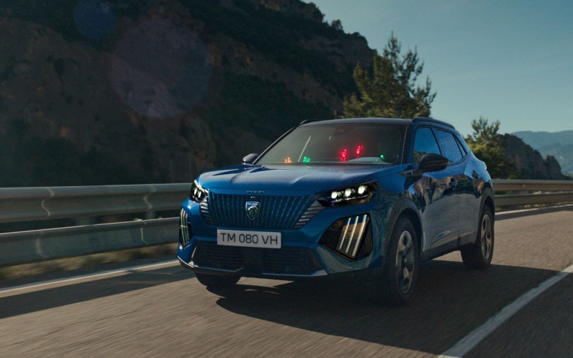 Peugeot-2008-ADV-8