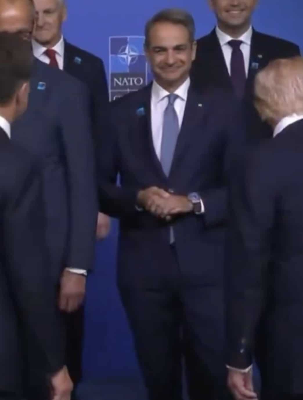 Ούτε καν χαιρέτησε τον Κ. Μητσοτάκη ο Ν.Τραμπ - Το βίντεο 1 stigmiotypo othonis 2026 07 08 22.44.50