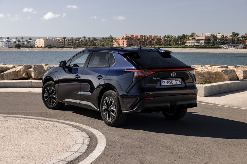 https://ellada.press/wp-content/uploads/2026/08/1786380541_195_Οδηγούμε-το-νέο-Toyota-bZ4X-–-Πότε-έρχεται-Ελλάδα-η.jpg