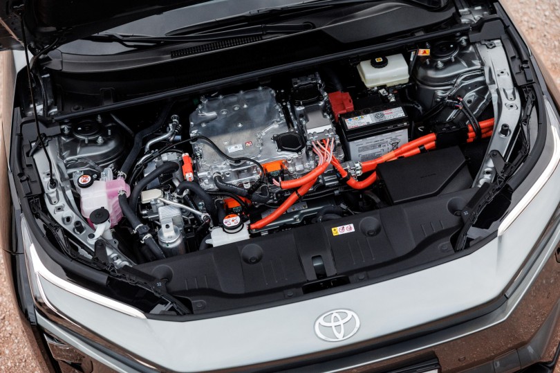 https://ellada.press/wp-content/uploads/2026/08/1786380542_134_Οδηγούμε-το-νέο-Toyota-bZ4X-–-Πότε-έρχεται-Ελλάδα-η.jpg