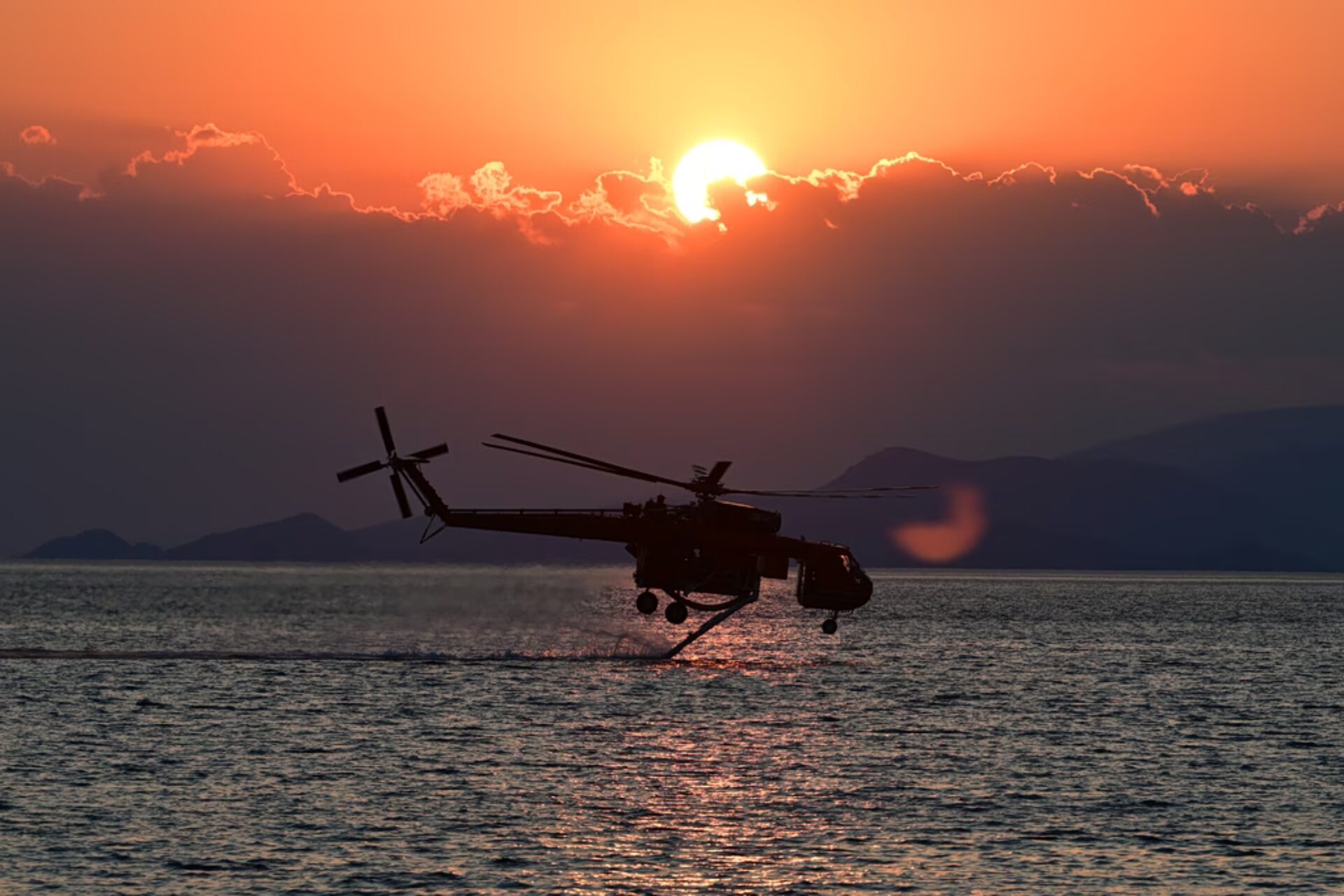 Φωτιές: Ακραίος κίνδυνος πυρκαγιάς την Πέμπτη – Οι περιοχές σε κόκκινο συναγερμό