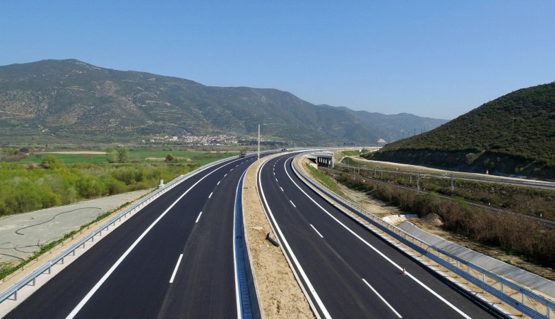 https://ellada.press/wp-content/uploads/2026/08/1787033474_998_Ο-μεγαλύτερος-δρόμος-της-Ελλάδας-με-τα-18-διόδια-Έκανε.jpg