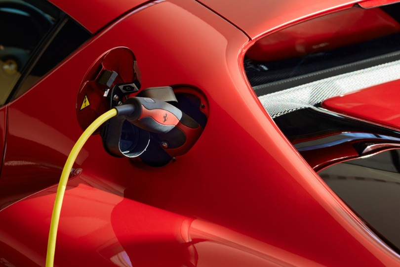 https://ellada.press/wp-content/uploads/2026/08/Επίσημο-Η-πρώτη-ηλεκτρική-Ferrari-είναι-γεγονός-–-Το-θαύμα.jpg