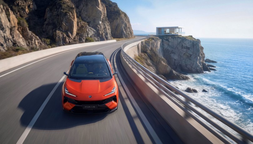 2-lotus-eletre-x-phev-plug-in-hybrid
