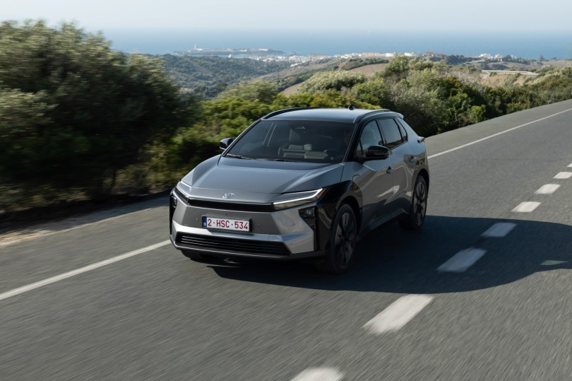 https://ellada.press/wp-content/uploads/2026/08/Οδηγούμε-το-νέο-Toyota-bZ4X-–-Πότε-έρχεται-Ελλάδα-η.jpg