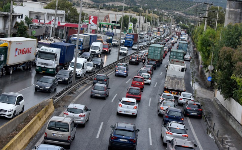 https://ellada.press/wp-content/uploads/2026/08/Χριστούγεννα-2024-Όλα-τα-μέτρα-που-θα-ισχύσουν-στους-δρόμους.jpg