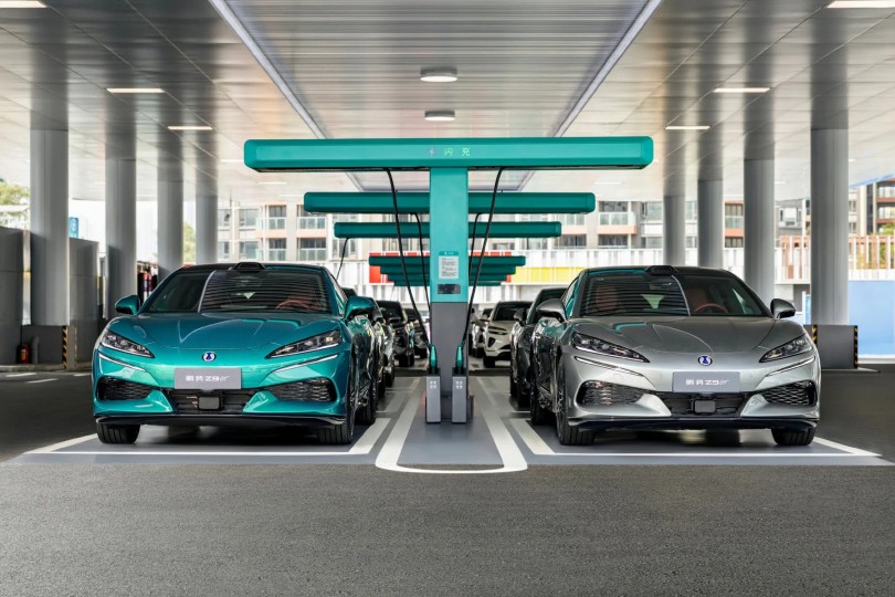 denza-z9gt-flash-charging