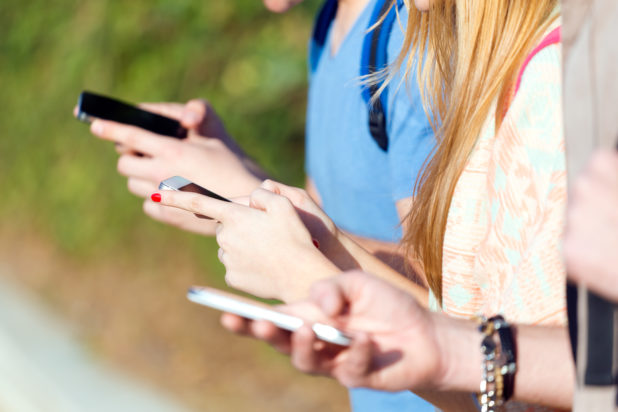 Mobile Internet: Αυξήθηκαν οι χρήστες, αλλά η ακρίβεια στις συσκευές «φρενάρει» την περαιτέρω ανάπτυξη