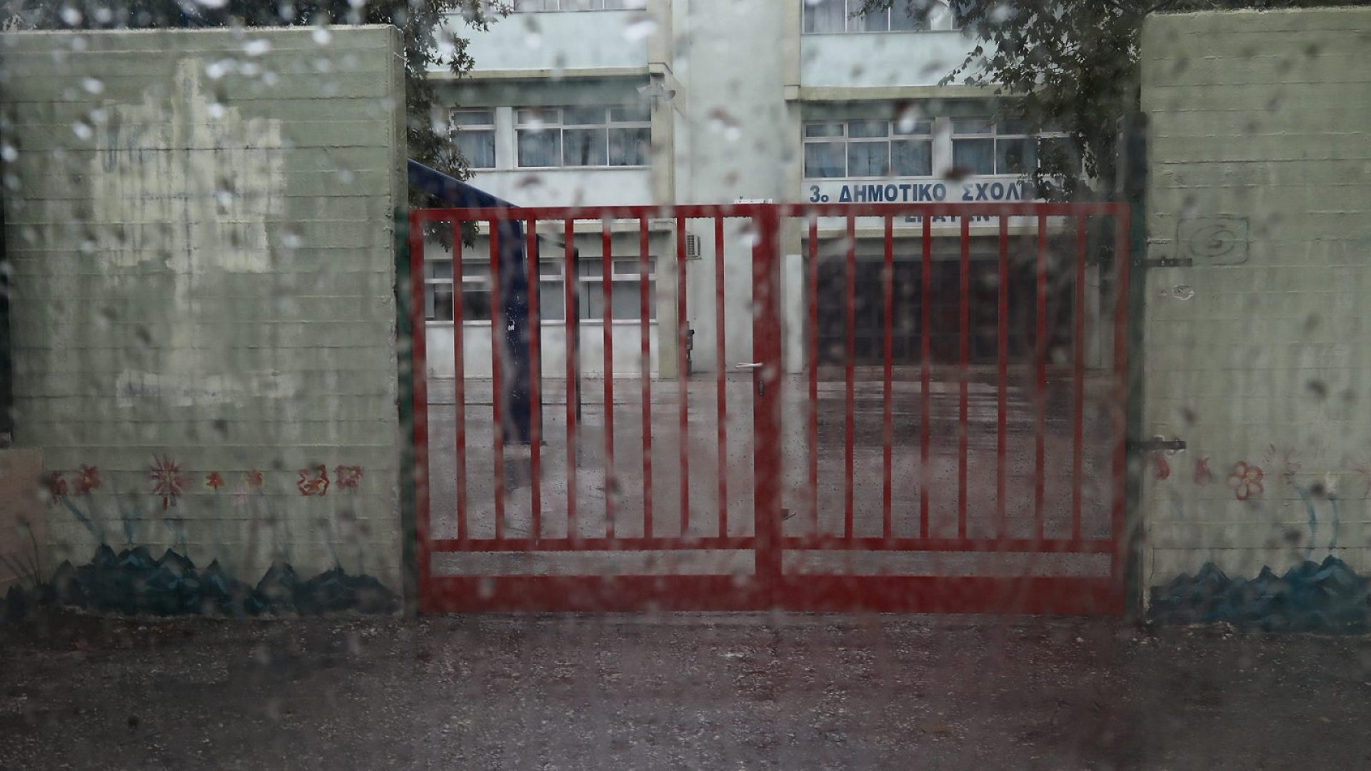 Κακοκαιρία στην Κρήτη: Κλειστά την Πέμπτη τα σχολεία σε Ρέθυμνο και Χανιά