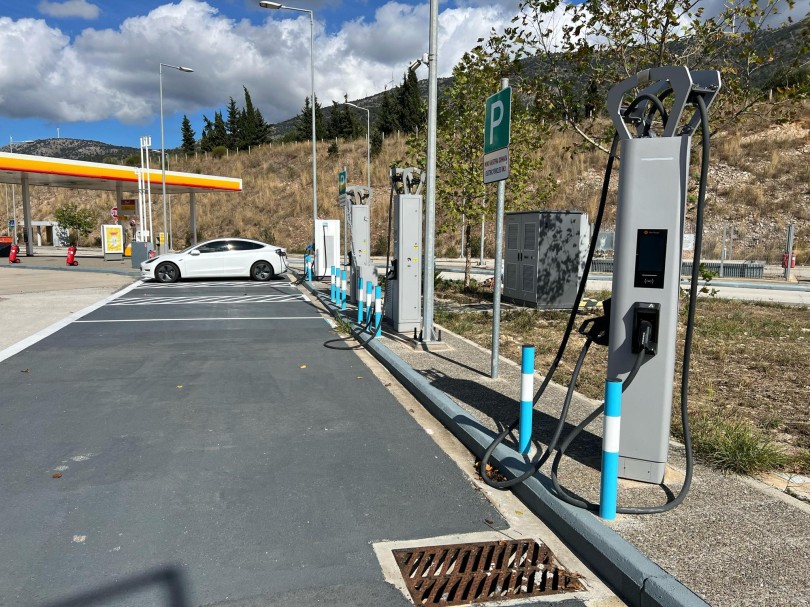 shell-tesla-model-3-fortistis-starcharge-nova-360-nrg-incharge-sea