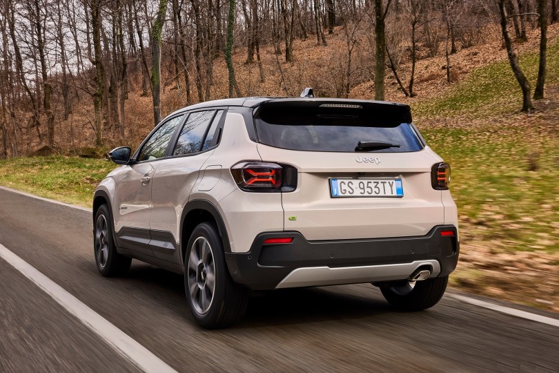 https://ellada.press/wp-content/uploads/2026/10/1792285205_733_Χαμός-με-το-νέο-Jeep-των-22990-ευρώ-–-Έφτασε.jpg