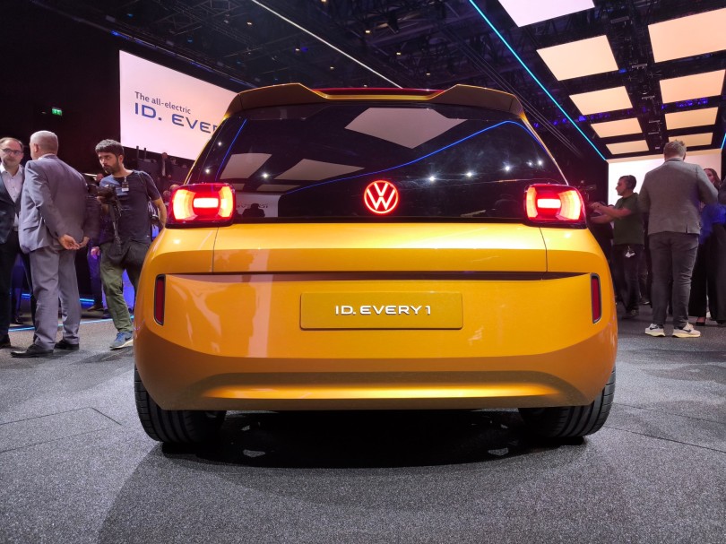 https://ellada.press/wp-content/uploads/2026/10/1792889707_180_Τι-είδαμε-στο-νέο-Volkswagen-των-20000-ευρώ-–-Τα.jpg