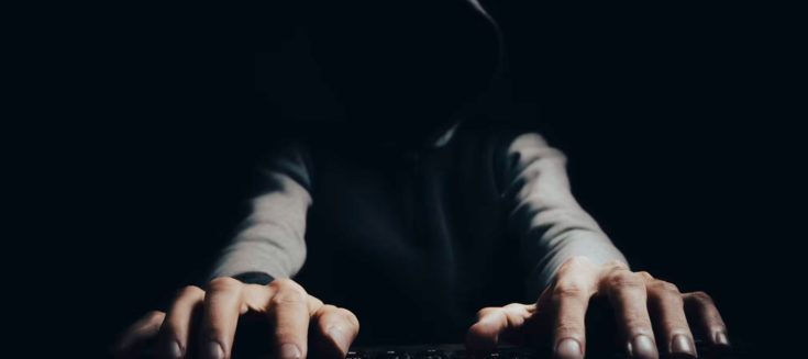 AI κυβερνοεπιθέσεις: 5 τρόποι για να προστατευτείτε στο διαδίκτυο